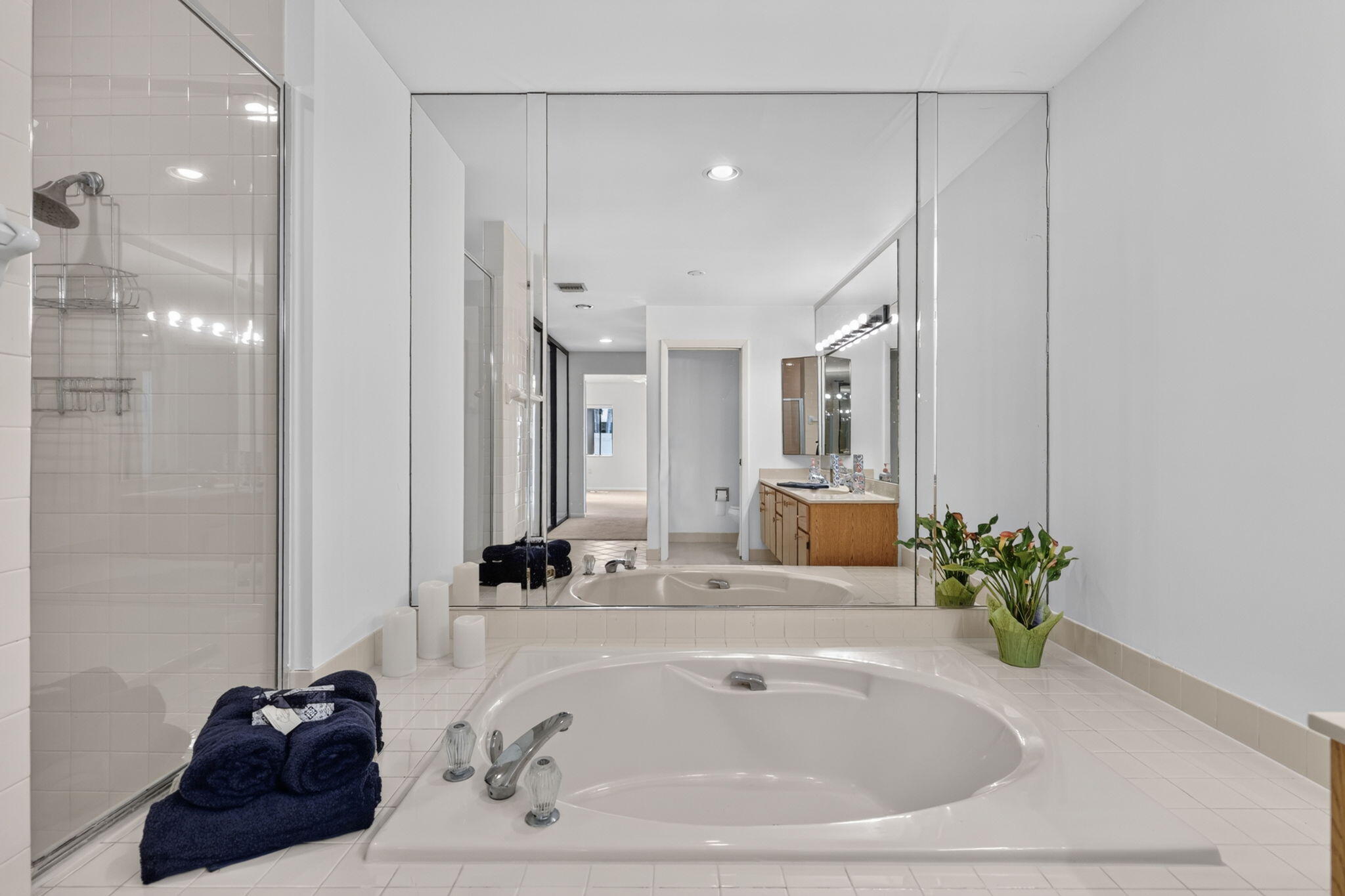 RIVER - Residential Lease