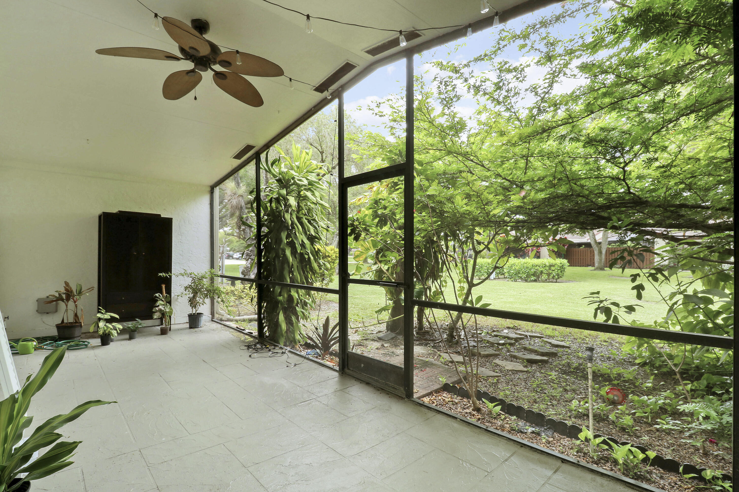 TIMBERWALK SEC 1 - Residential Lease