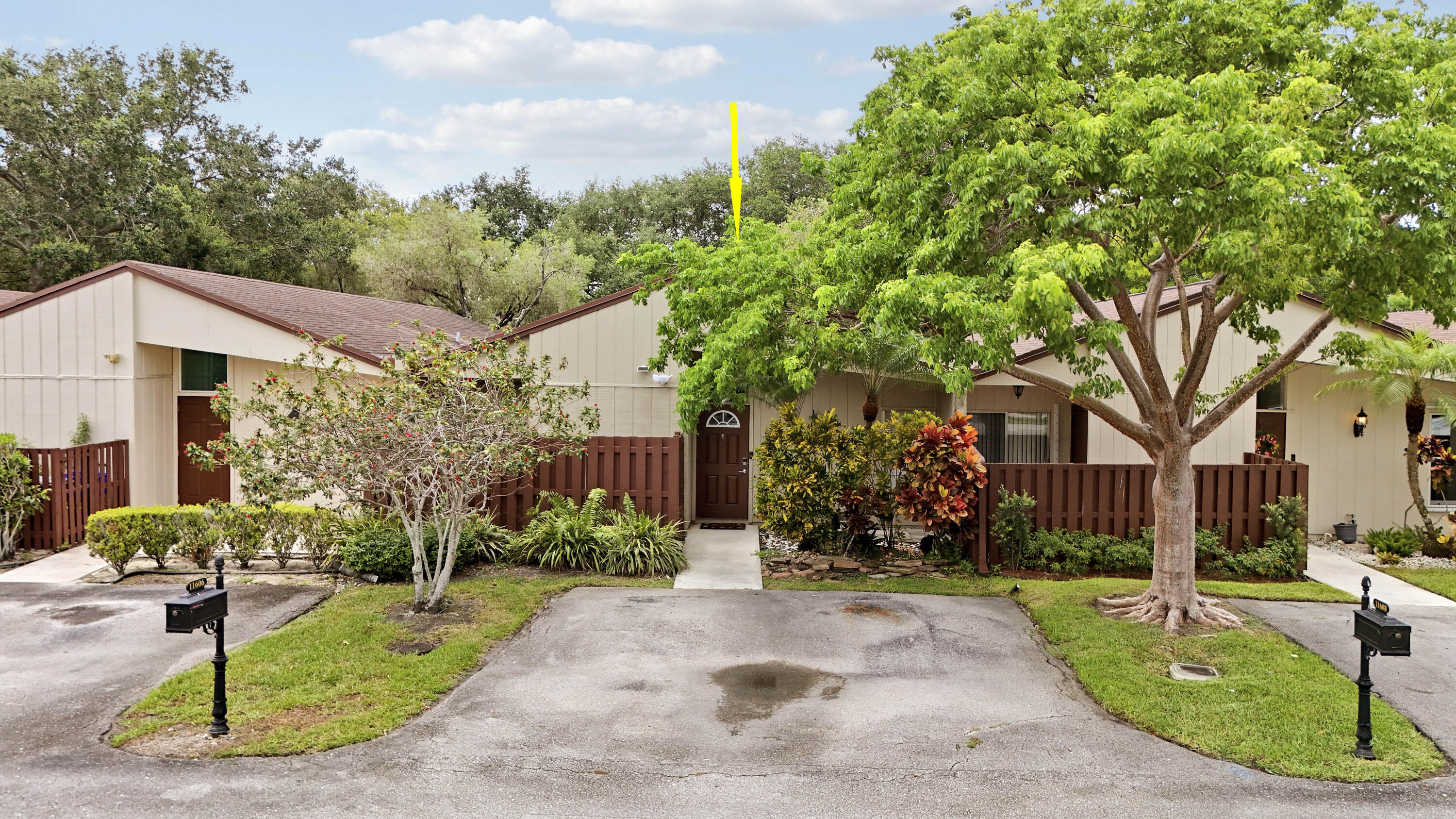 TIMBERWALK SEC 1 - Residential Lease