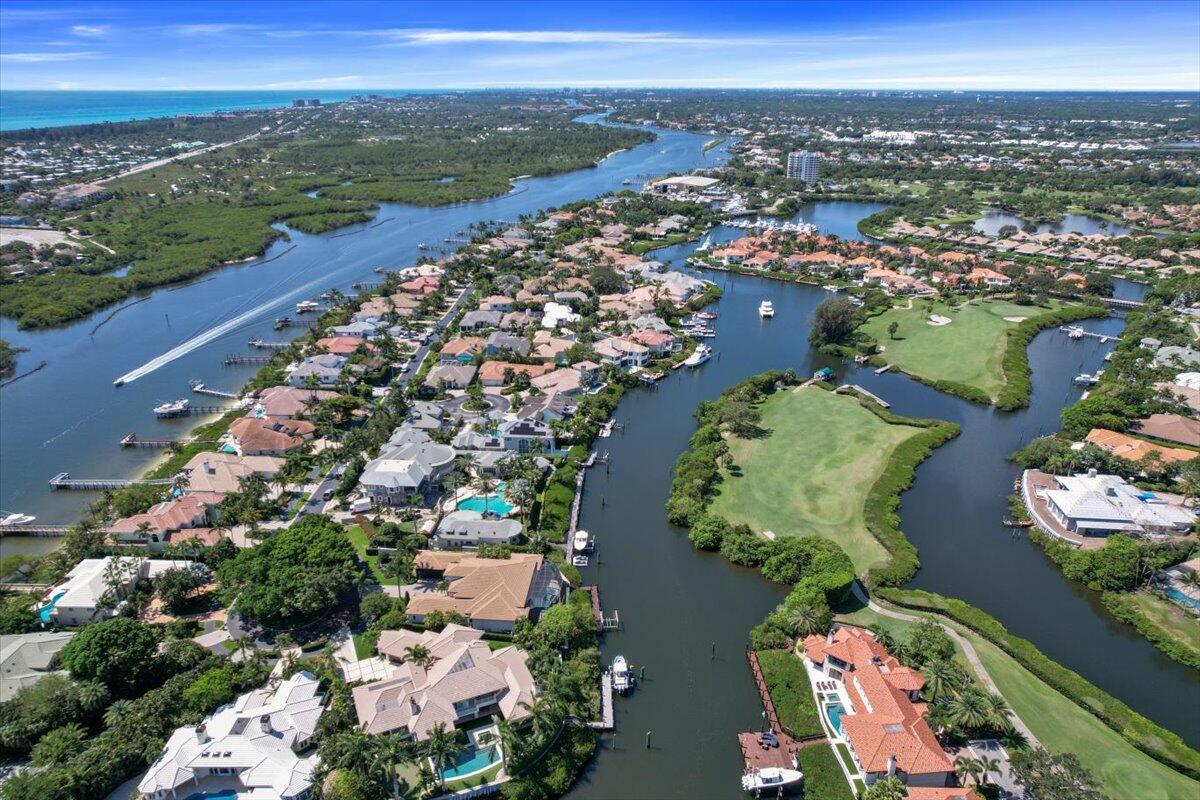 GREENS CAY OF JONATHANS LANDING - Residential