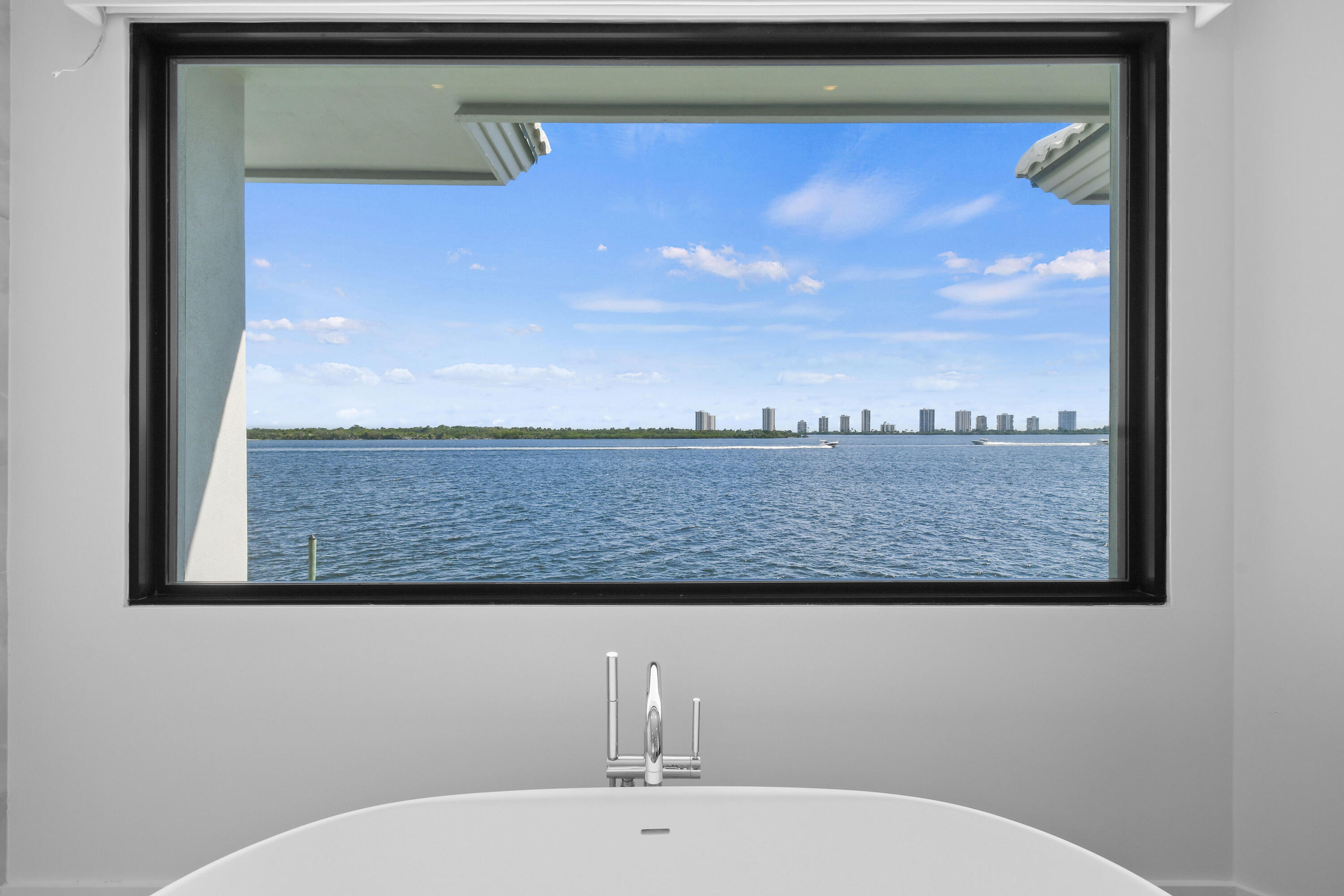 PALM BEACH LAKE WORTH ESTATES 2 - Residential