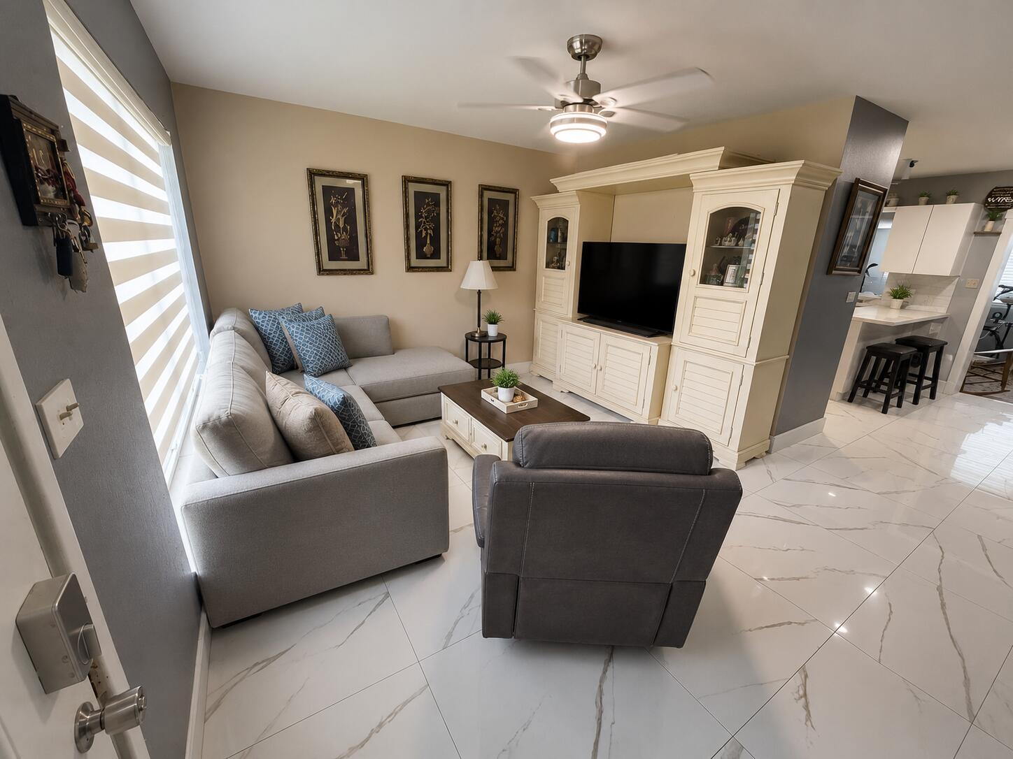 CAROL CITY LAKE STEVEN ESTATES - Residential