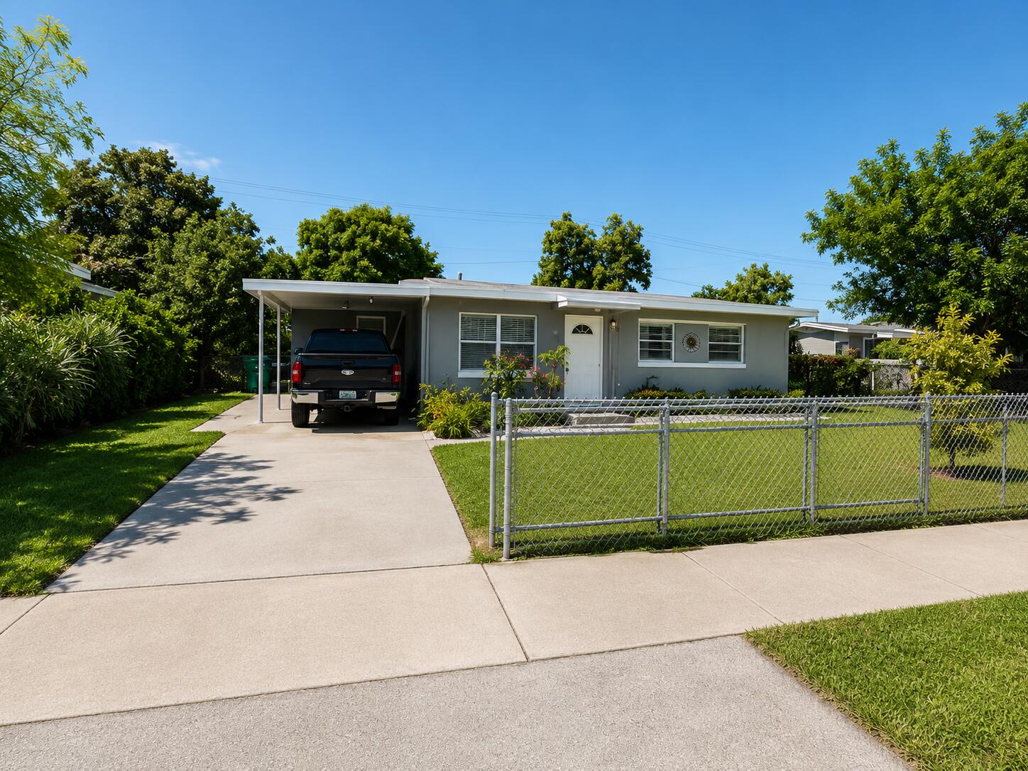 CAROL CITY LAKE STEVEN ESTATES - Residential