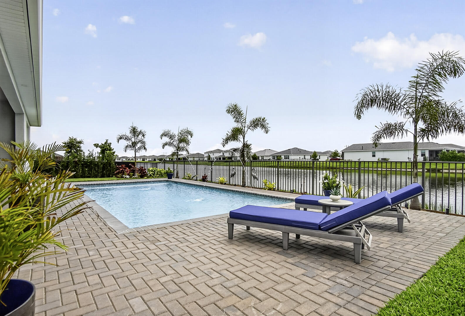 CADENCE PHASE I - Residential