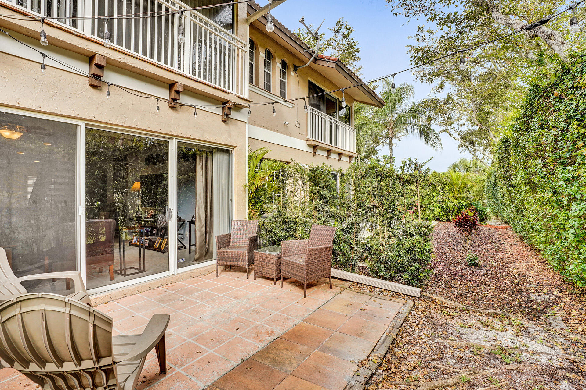 CORAL SUN TOWNHOMES CONDO - Residential