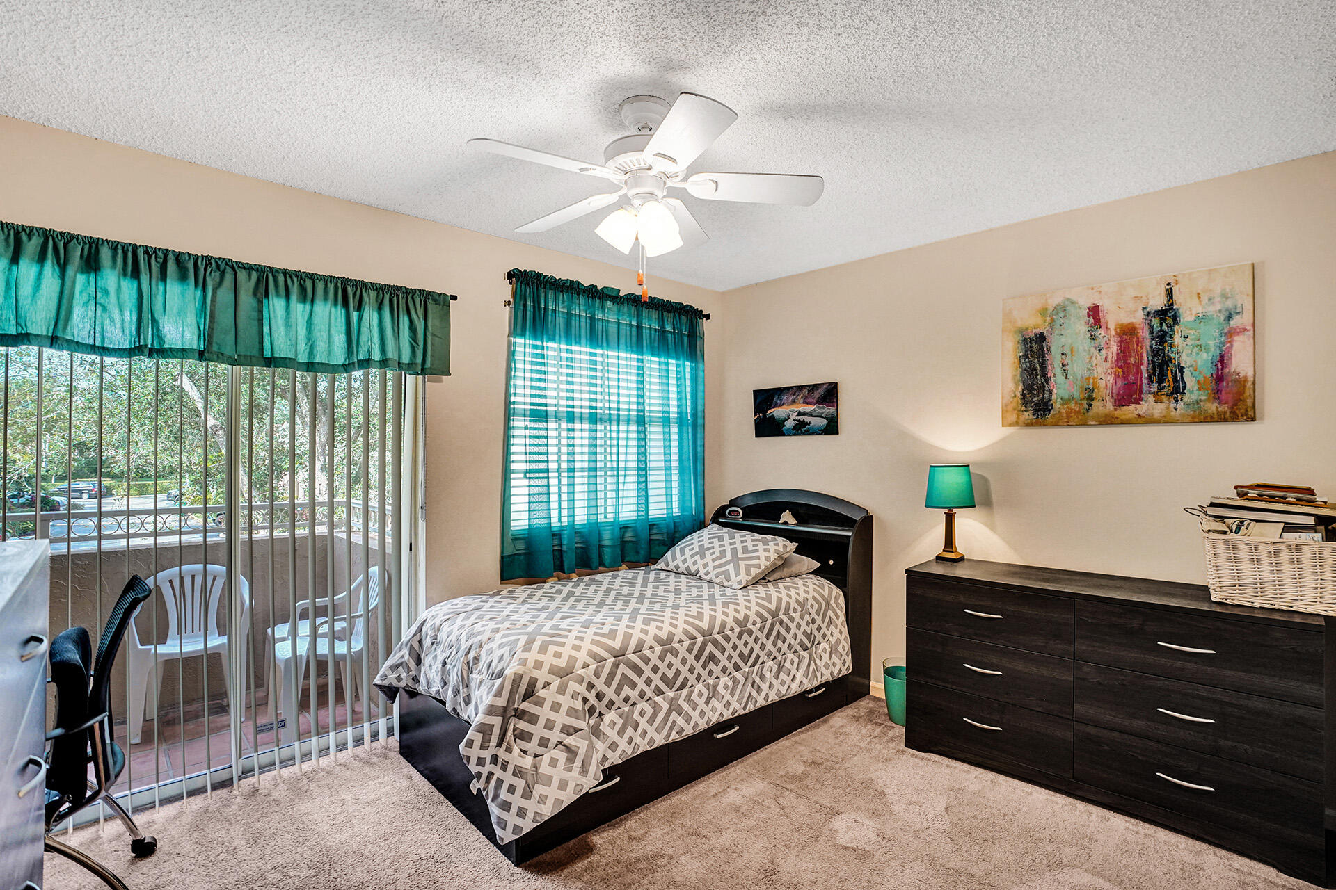 CORAL SUN TOWNHOMES CONDO - Residential