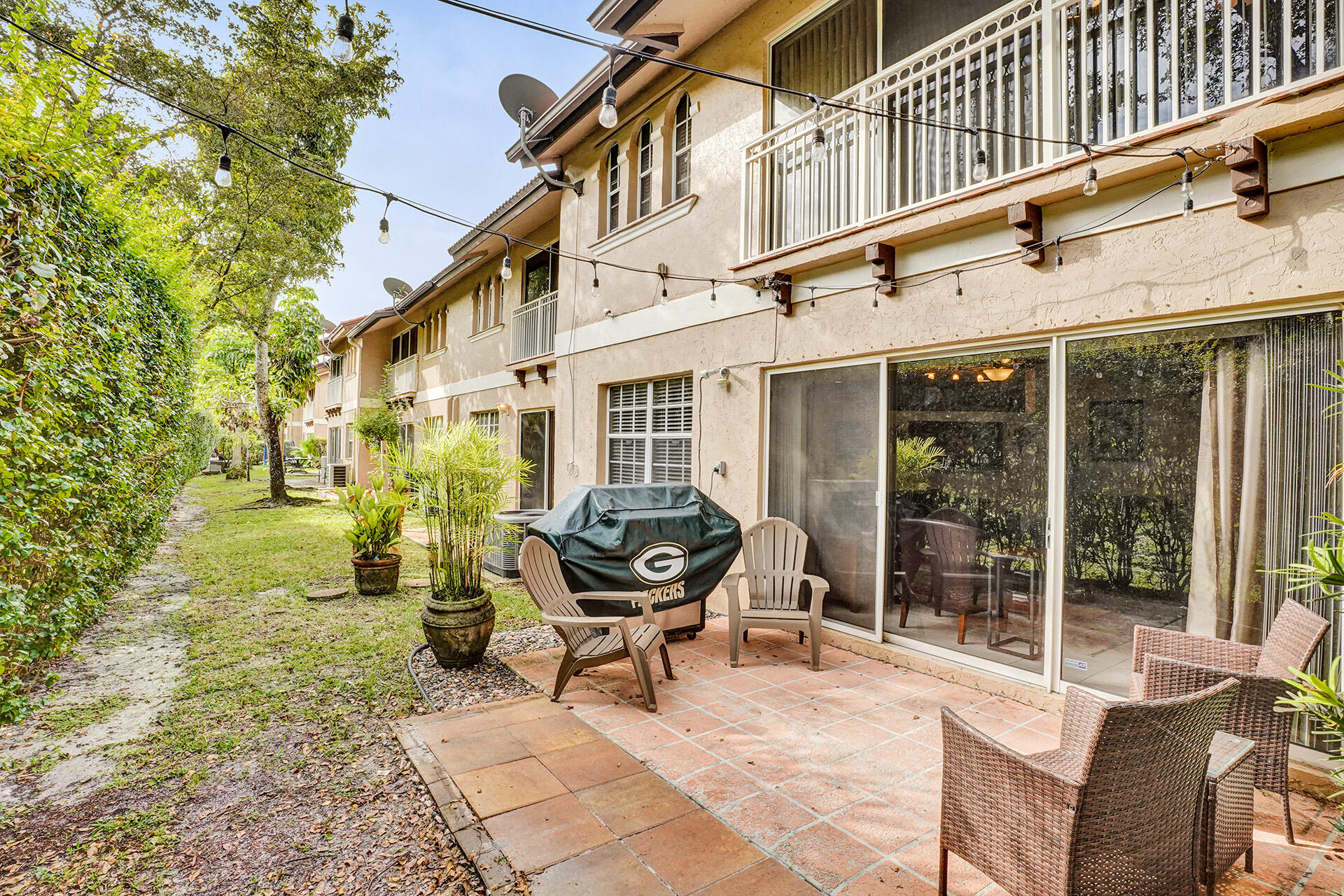 CORAL SUN TOWNHOMES CONDO - Residential
