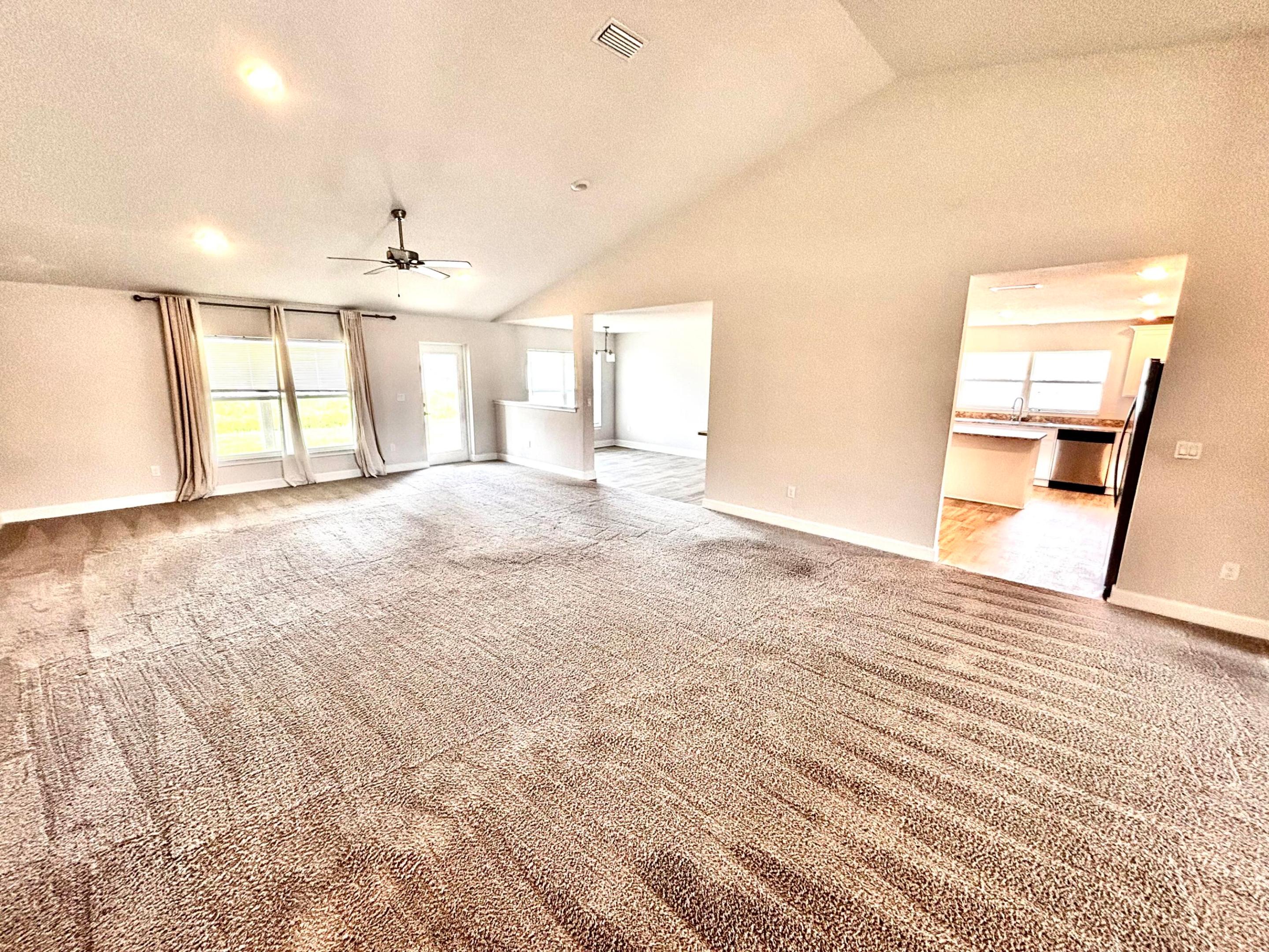 PORT ST LUCIE SECTION 33 - Residential Lease