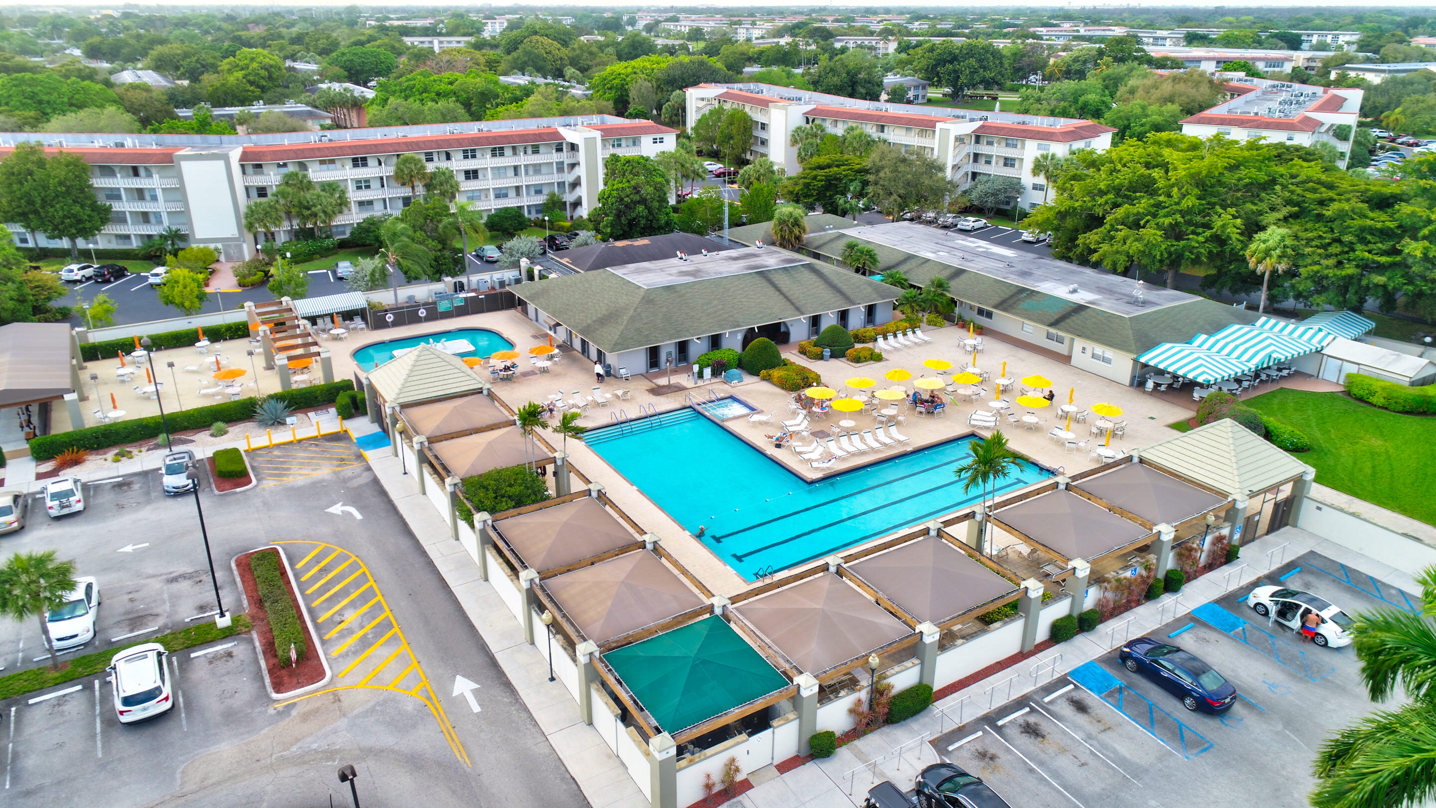 ELEUTHERA VILLAGE B CONDO - Residential