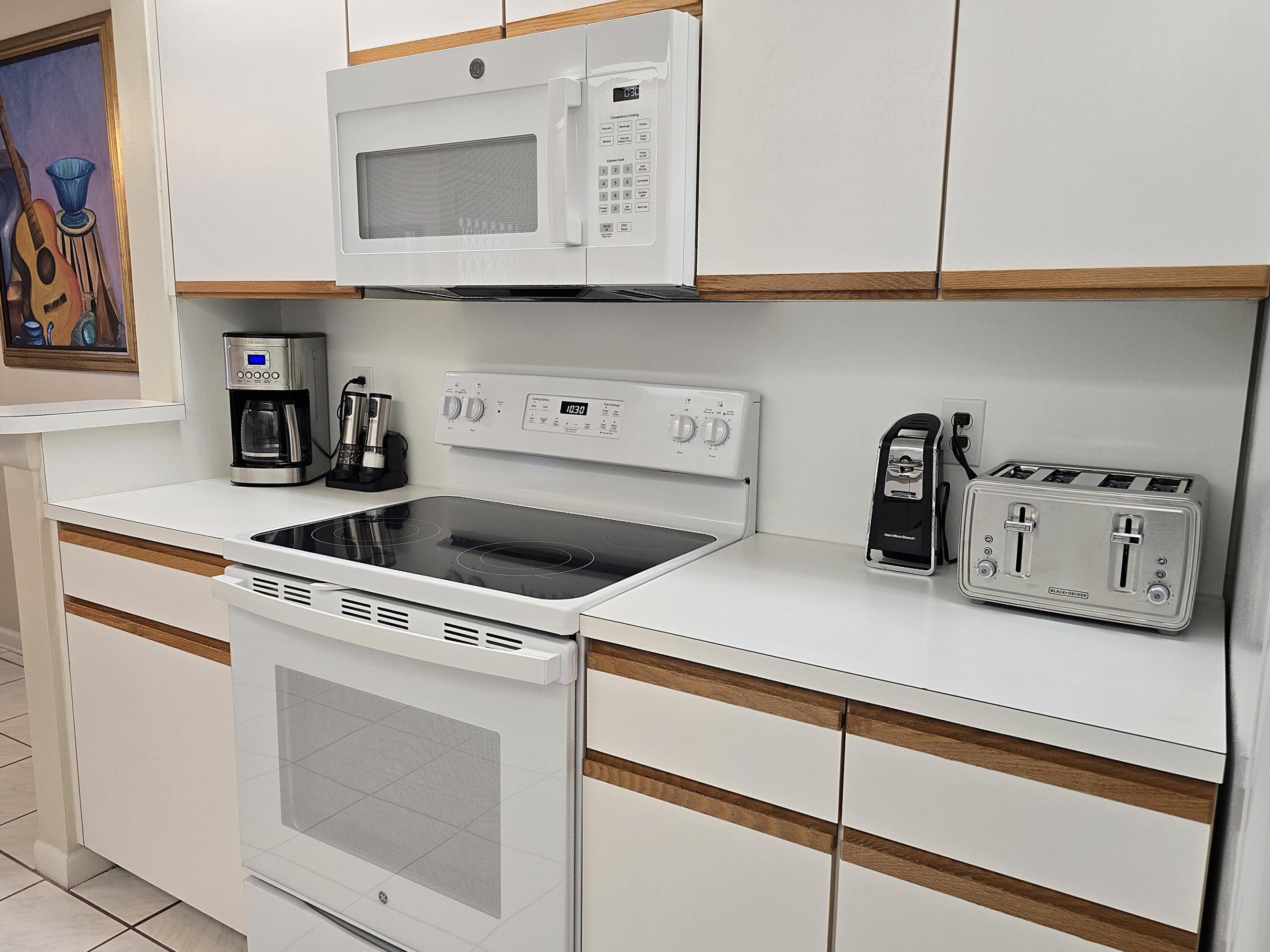 ELEUTHERA VILLAGE B CONDO - Residential