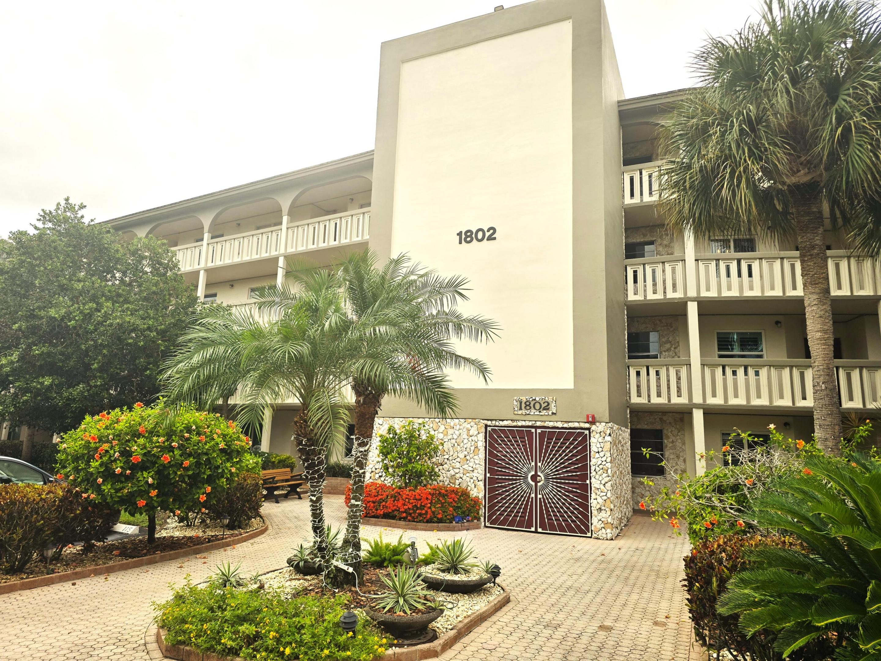 ELEUTHERA VILLAGE B CONDO - Residential