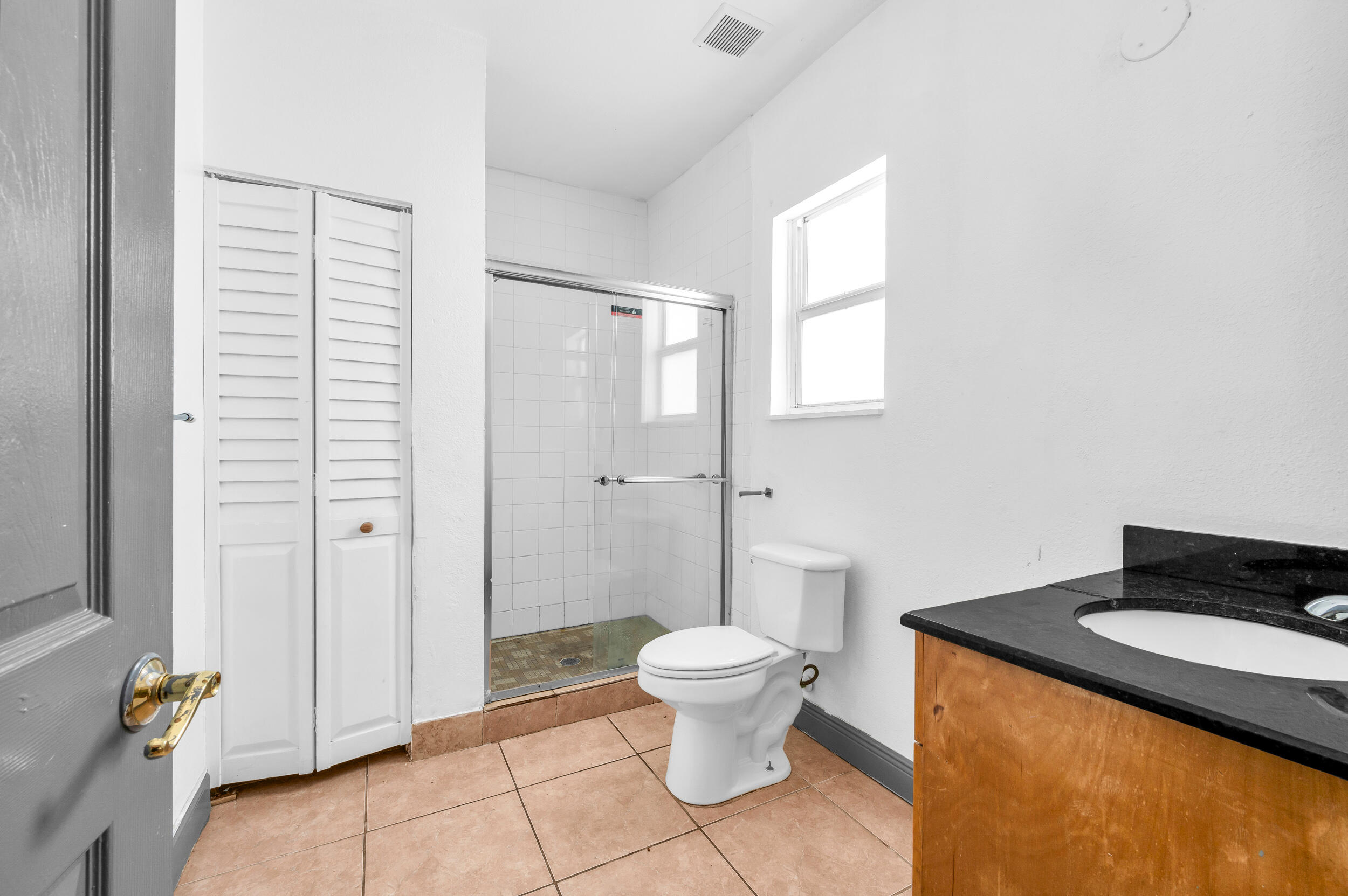 BOWERS PARK - Residential Lease