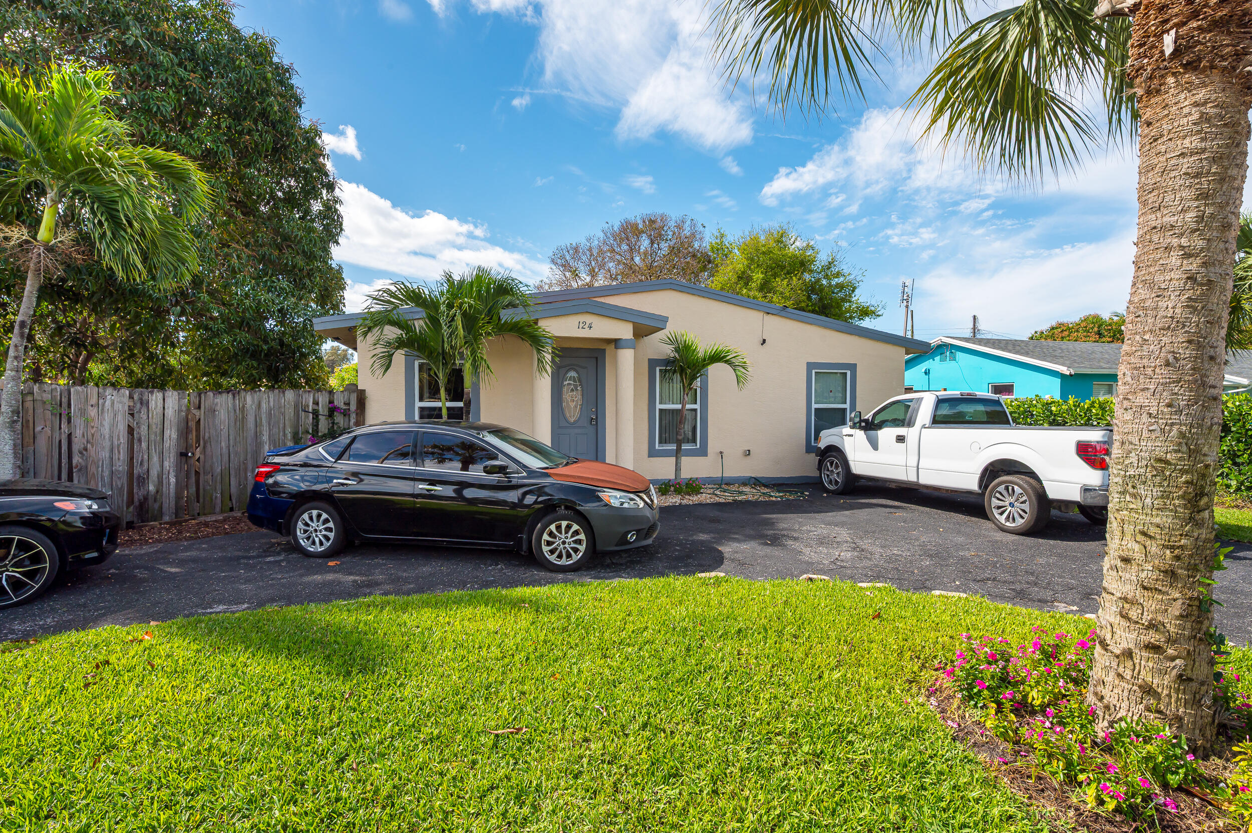 BOWERS PARK - Residential Lease