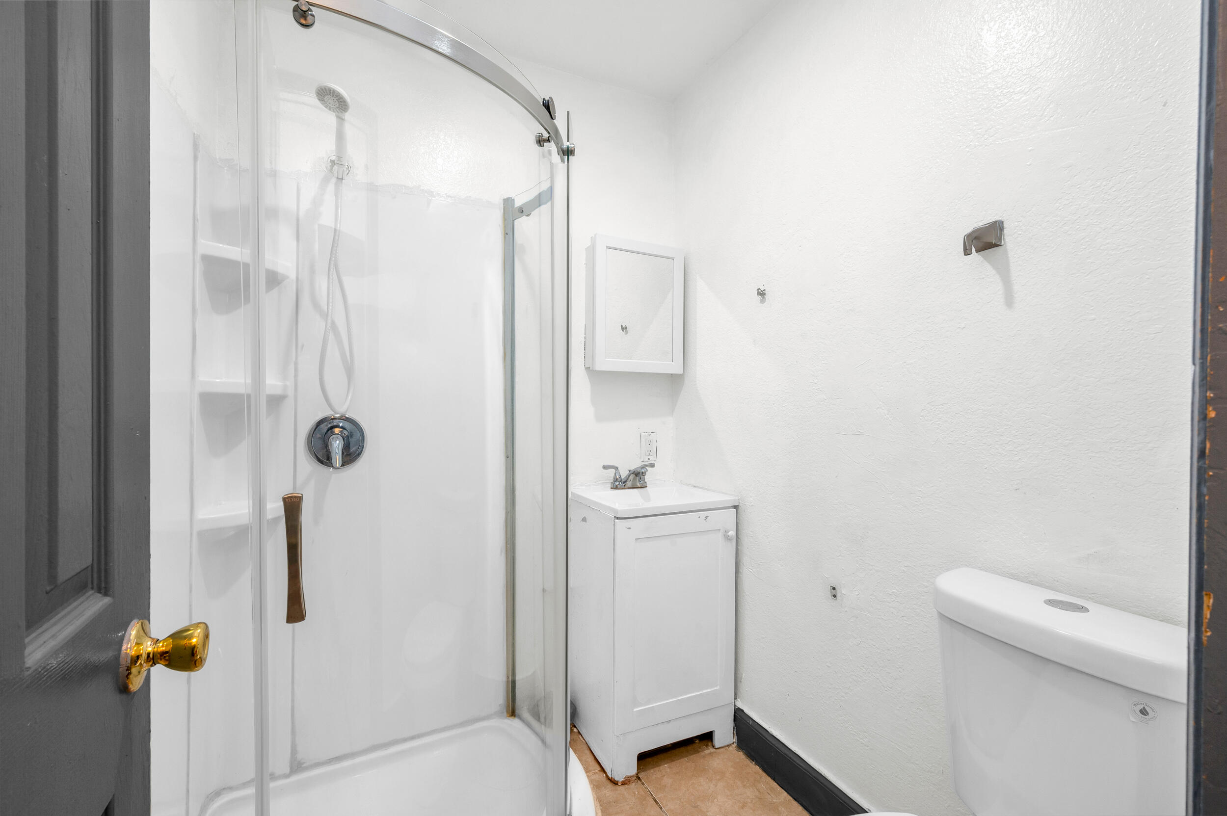 BOWERS PARK - Residential Lease