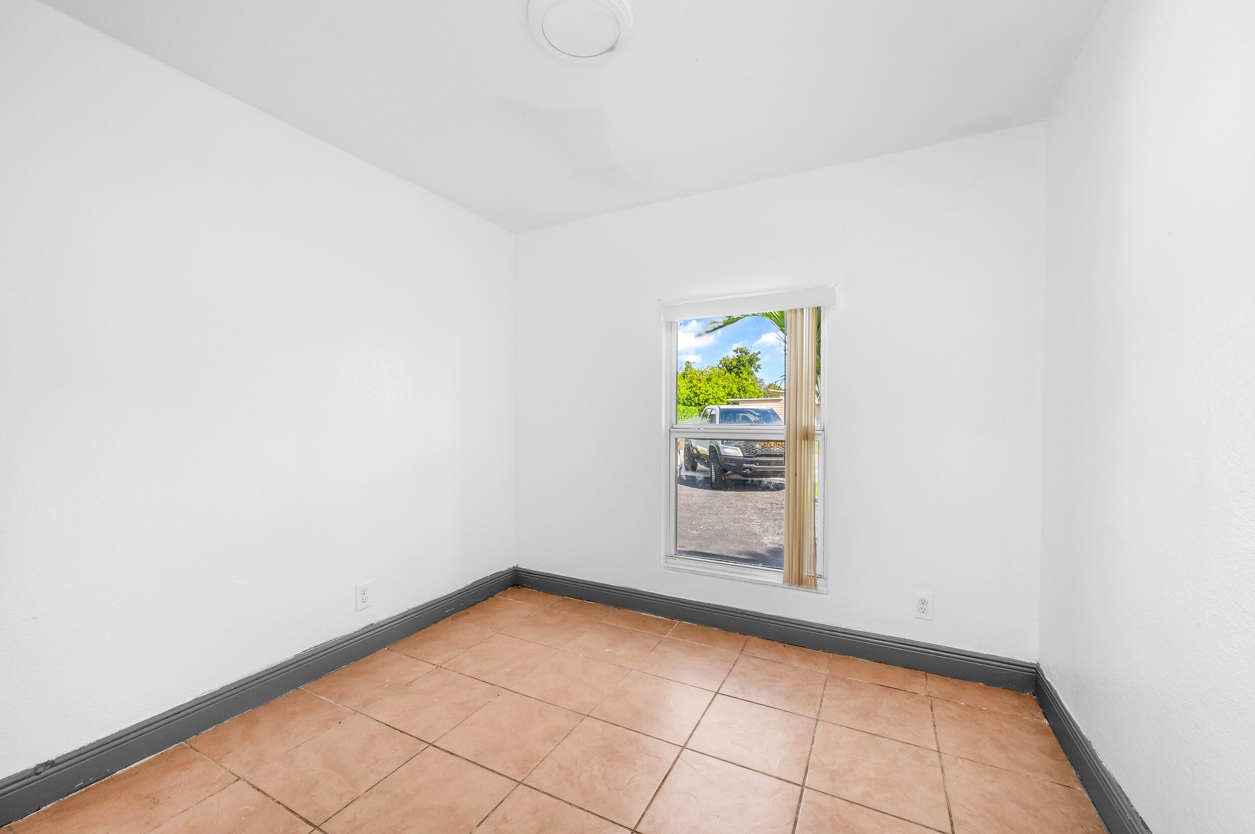 BOWERS PARK - Residential Lease