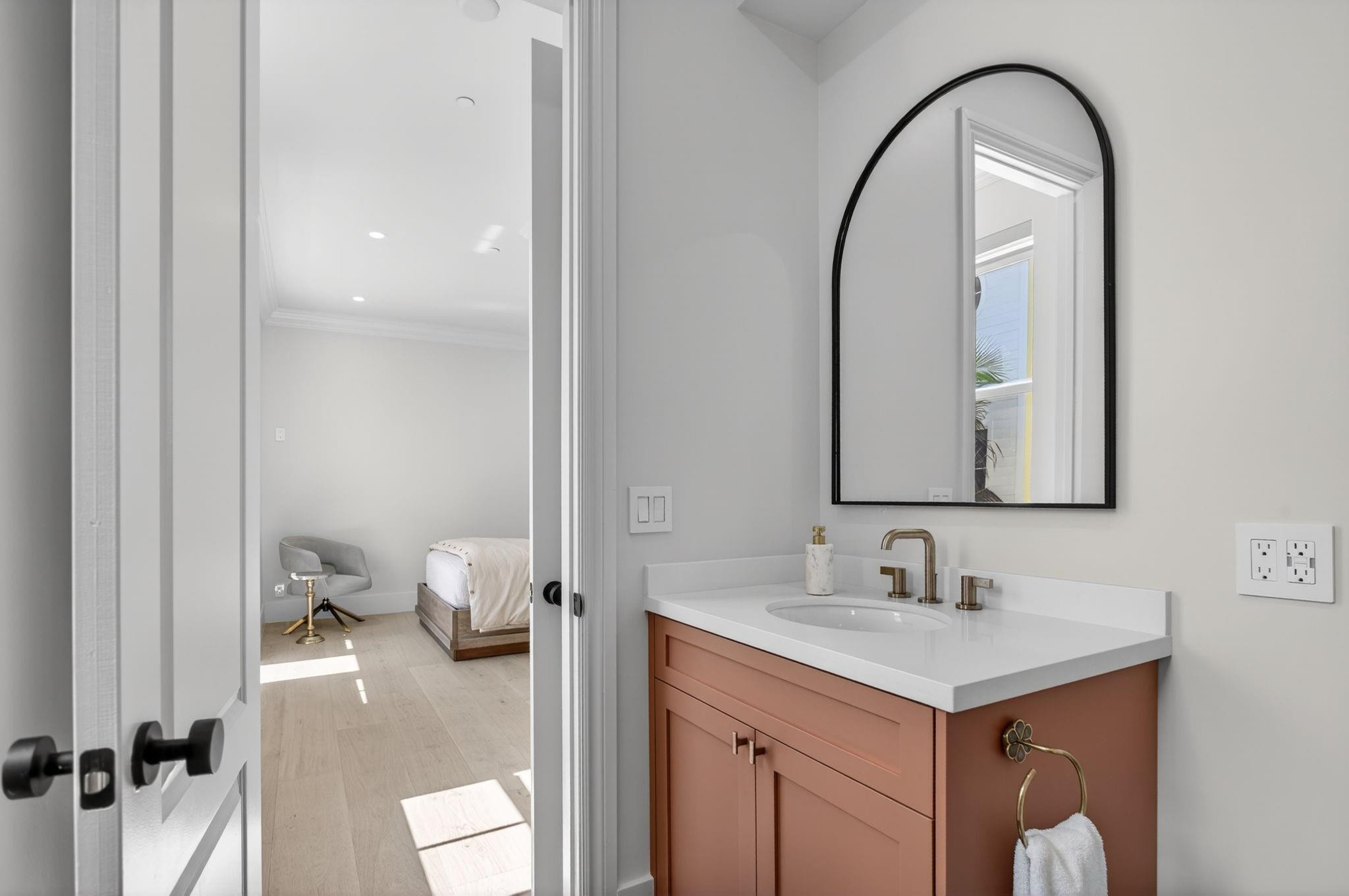 LAUDERDALE BY THE SEA - Residential