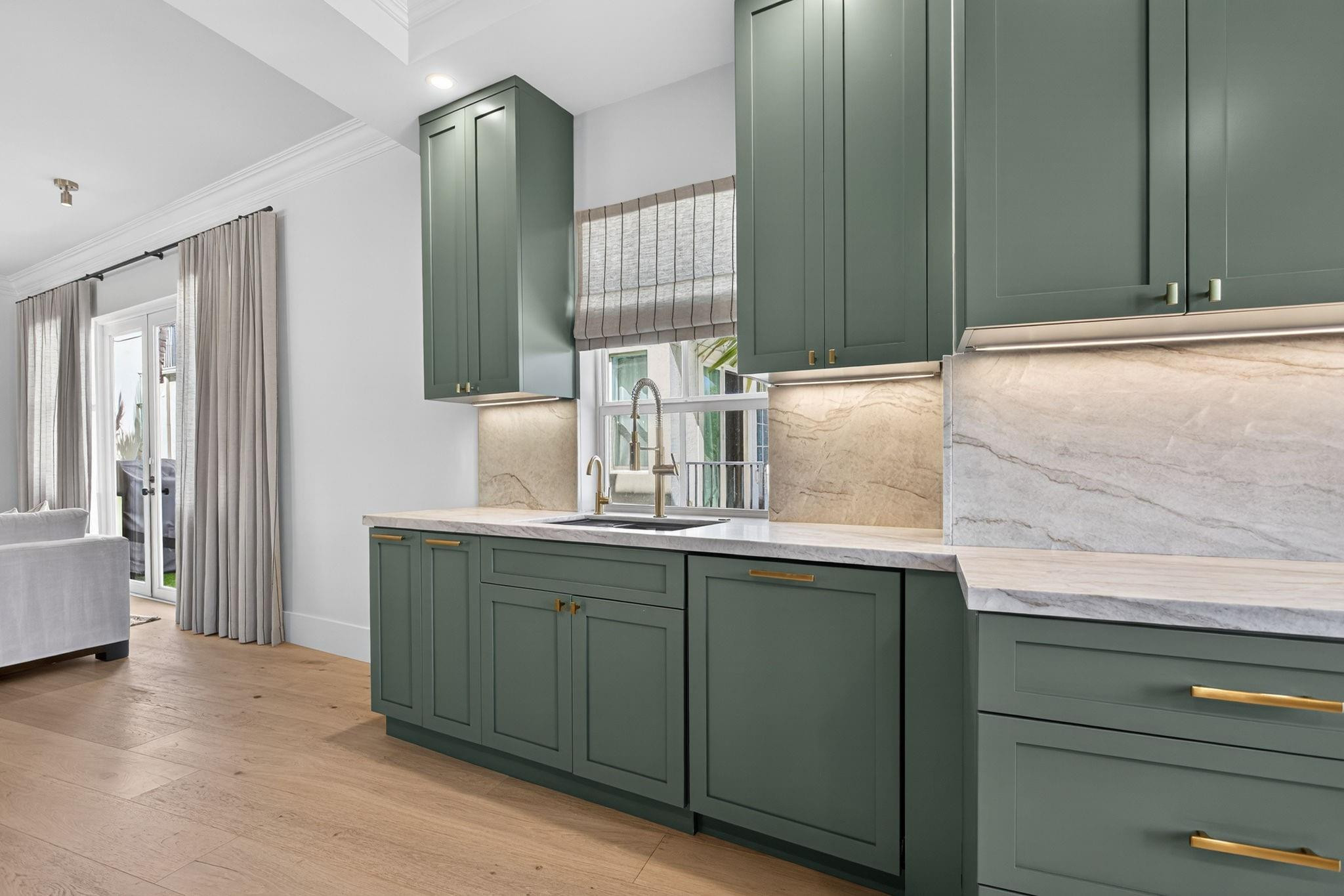 LAUDERDALE BY THE SEA - Residential