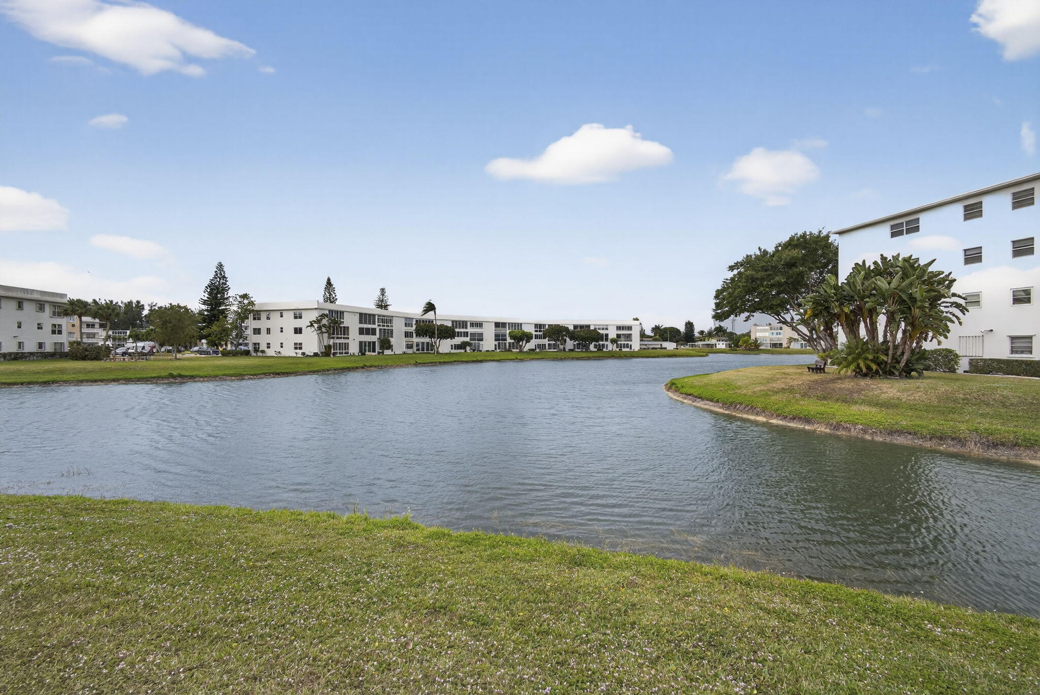 WELLINGTON CONDOS - Residential