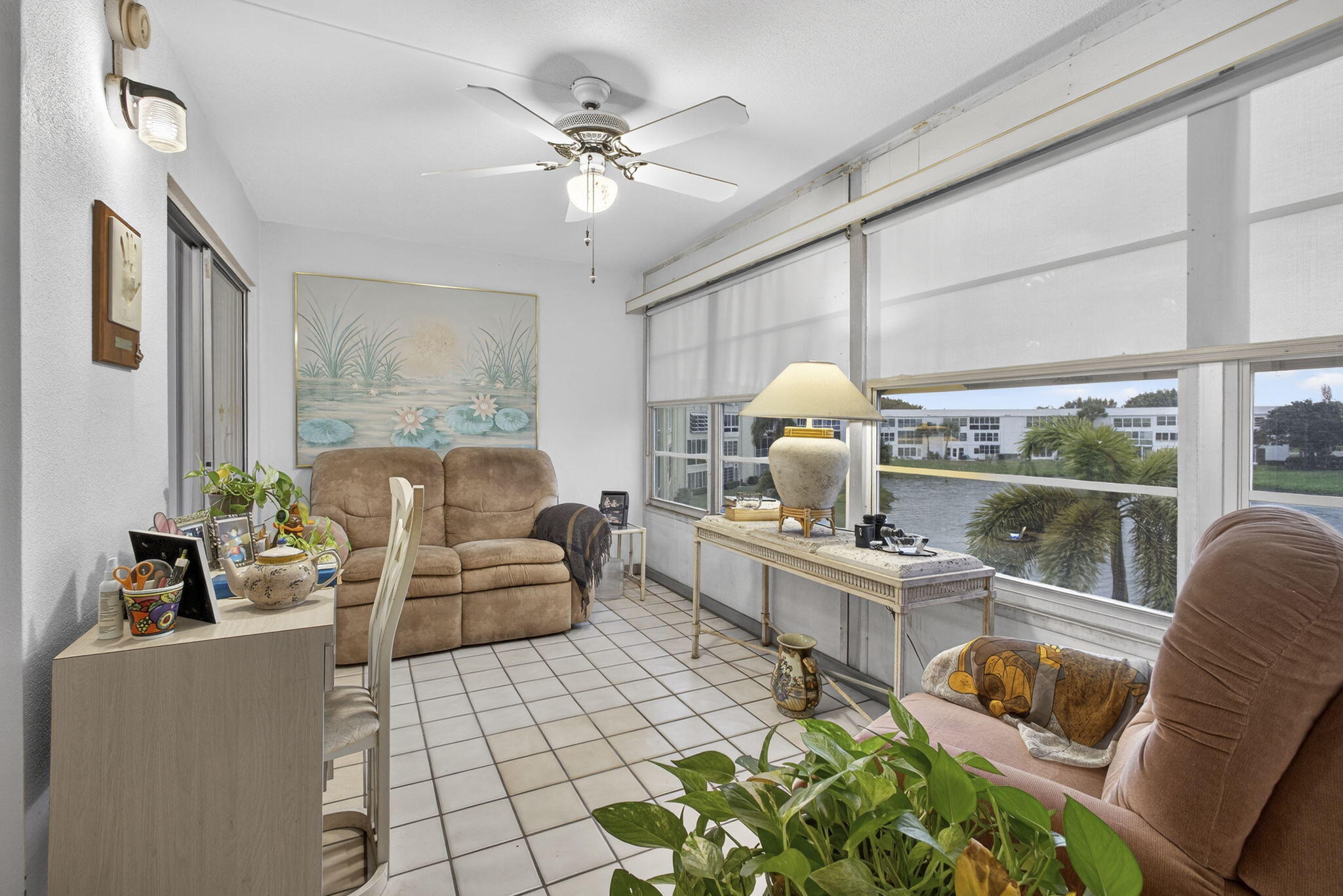 WELLINGTON CONDOS - Residential