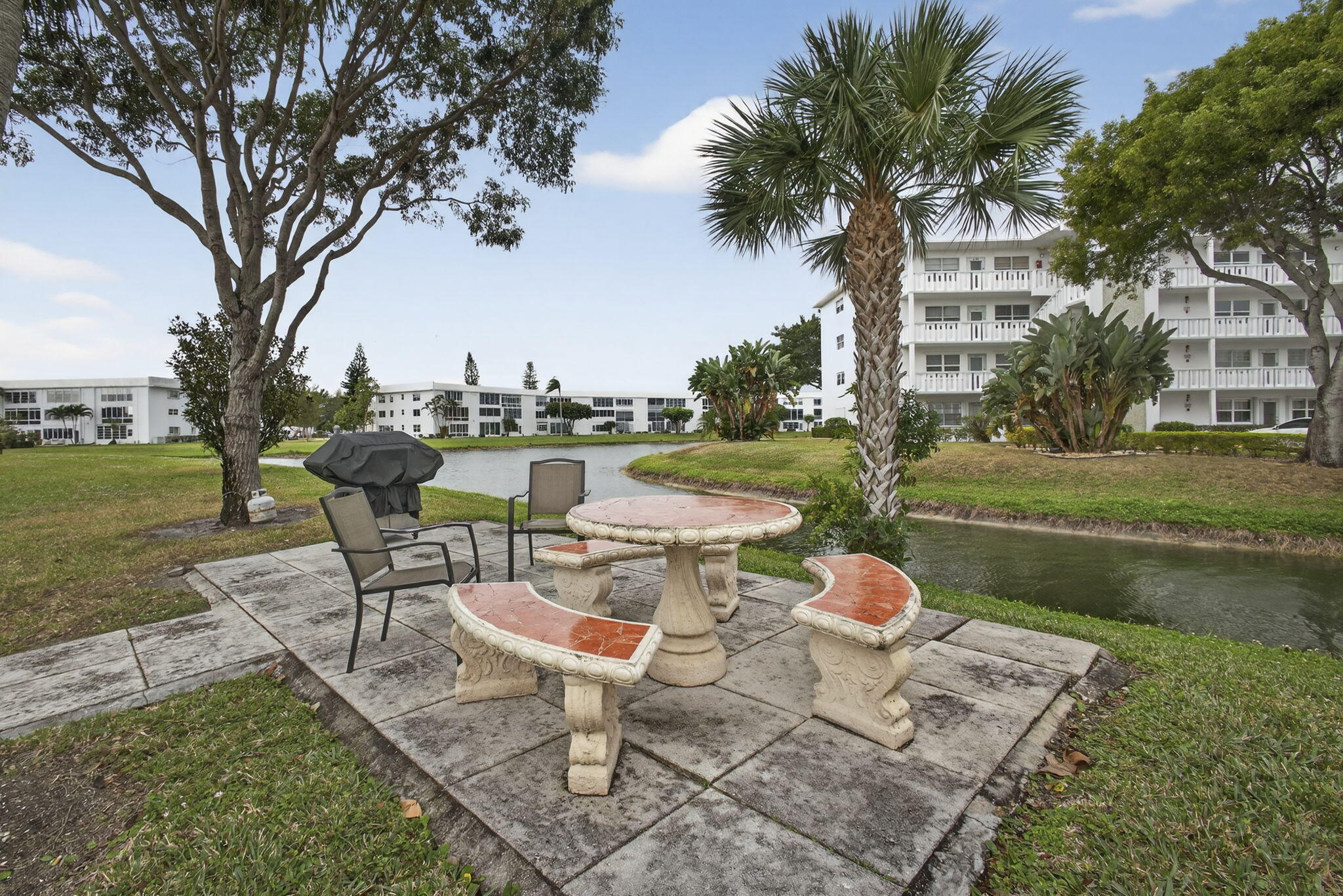 WELLINGTON CONDOS - Residential