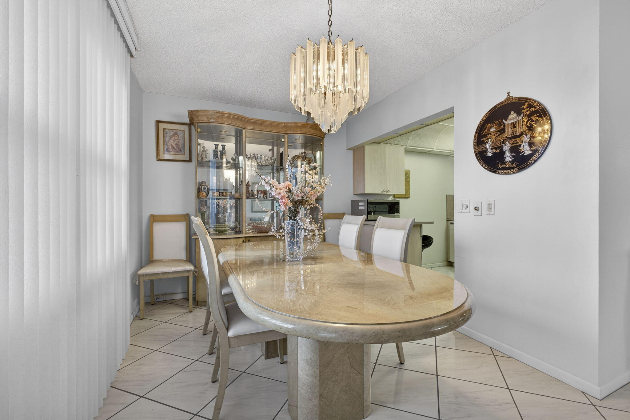 WELLINGTON CONDOS - Residential
