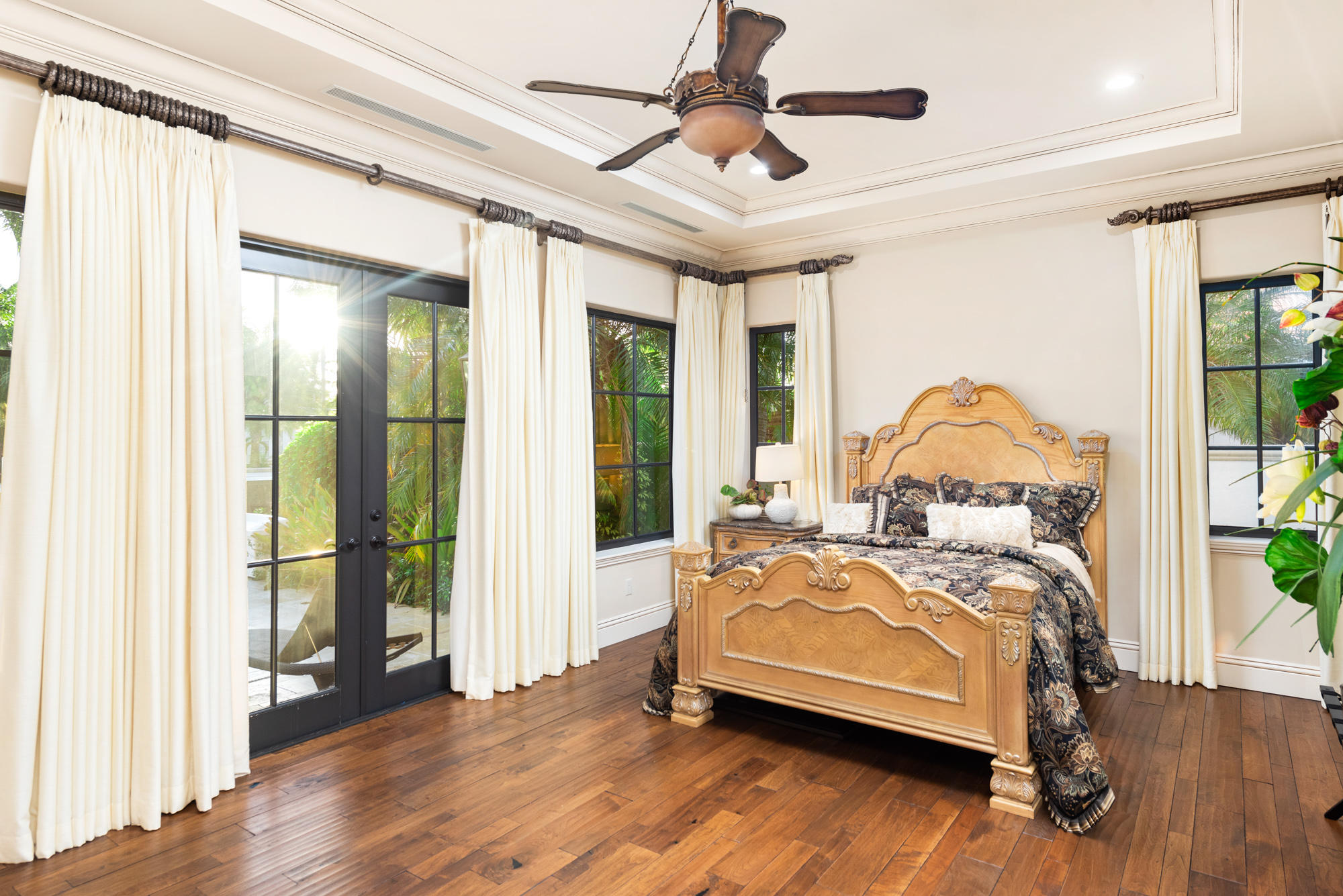 CORAL ISLES - Residential