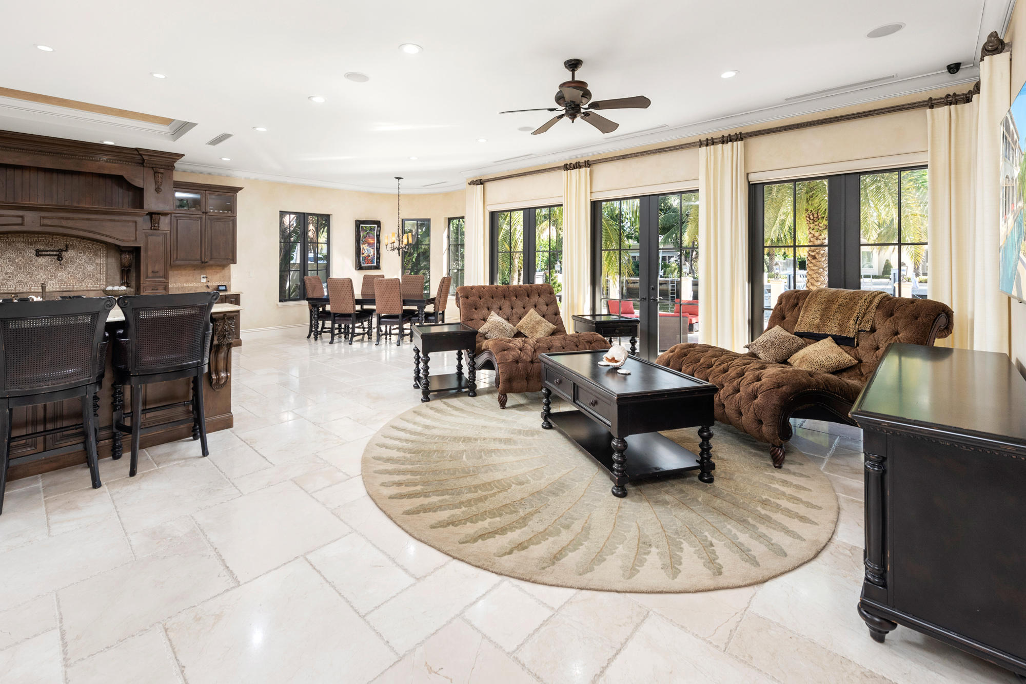 CORAL ISLES - Residential