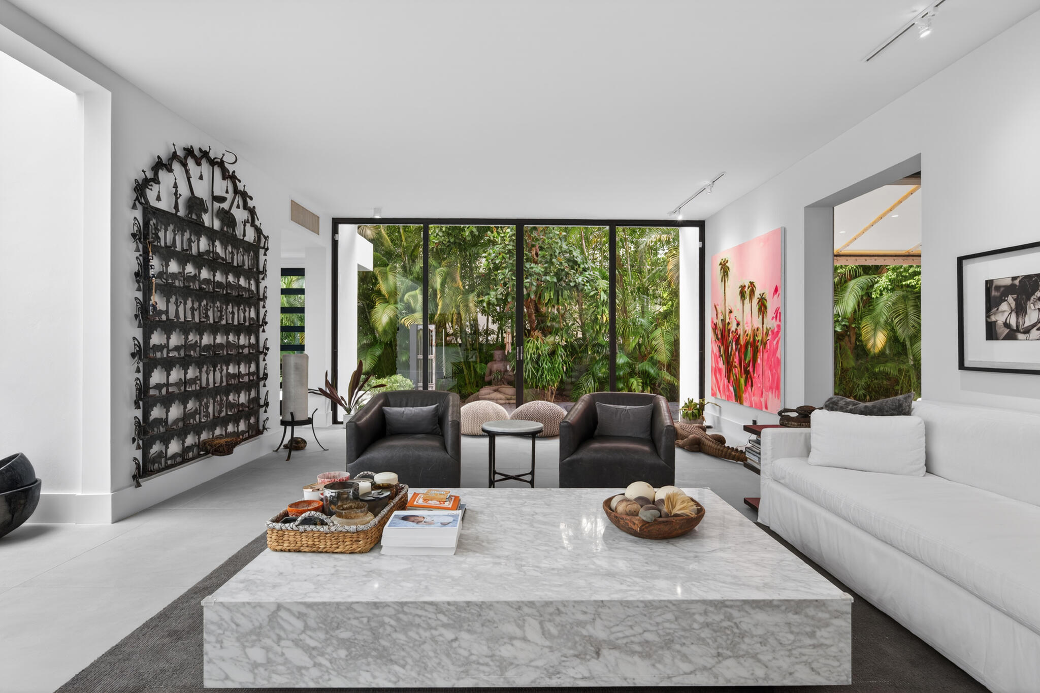 ADAMS HOUSE - Residential
