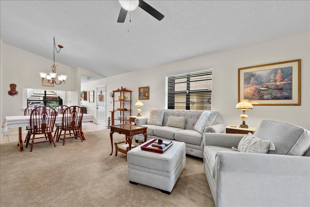 SUMMIT PINES UNIT 4 - Residential