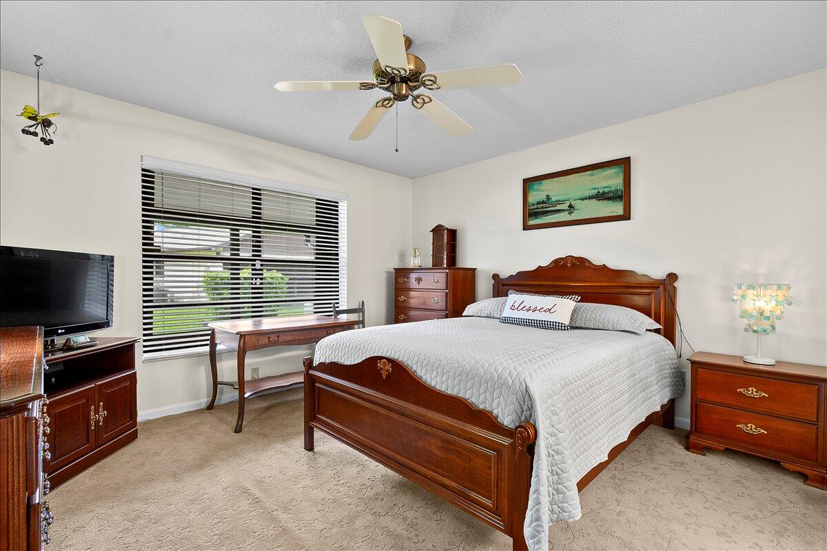 SUMMIT PINES UNIT 4 - Residential