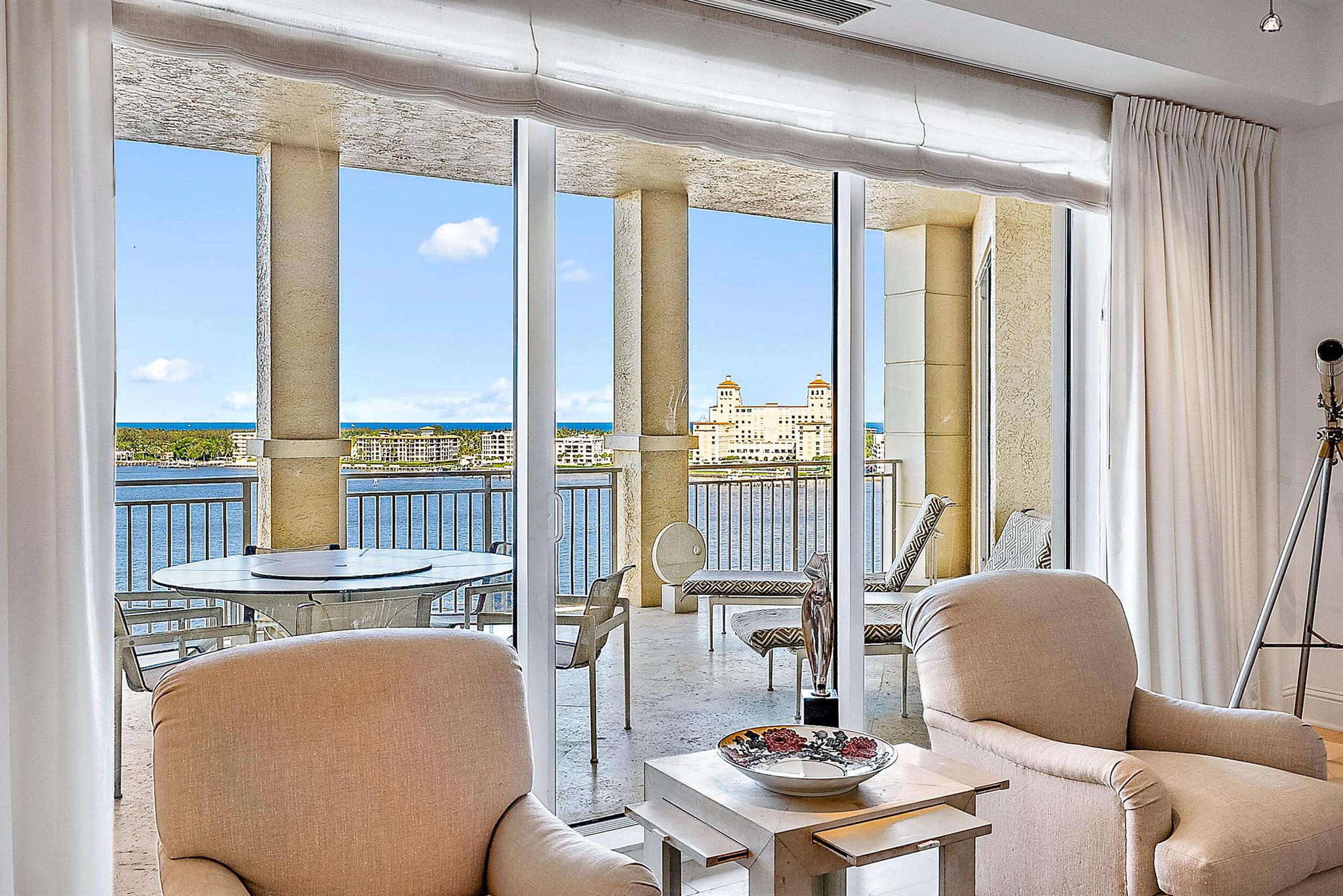 ONE WATERMARK PLACE OF THE PALM BEACHES - Residential