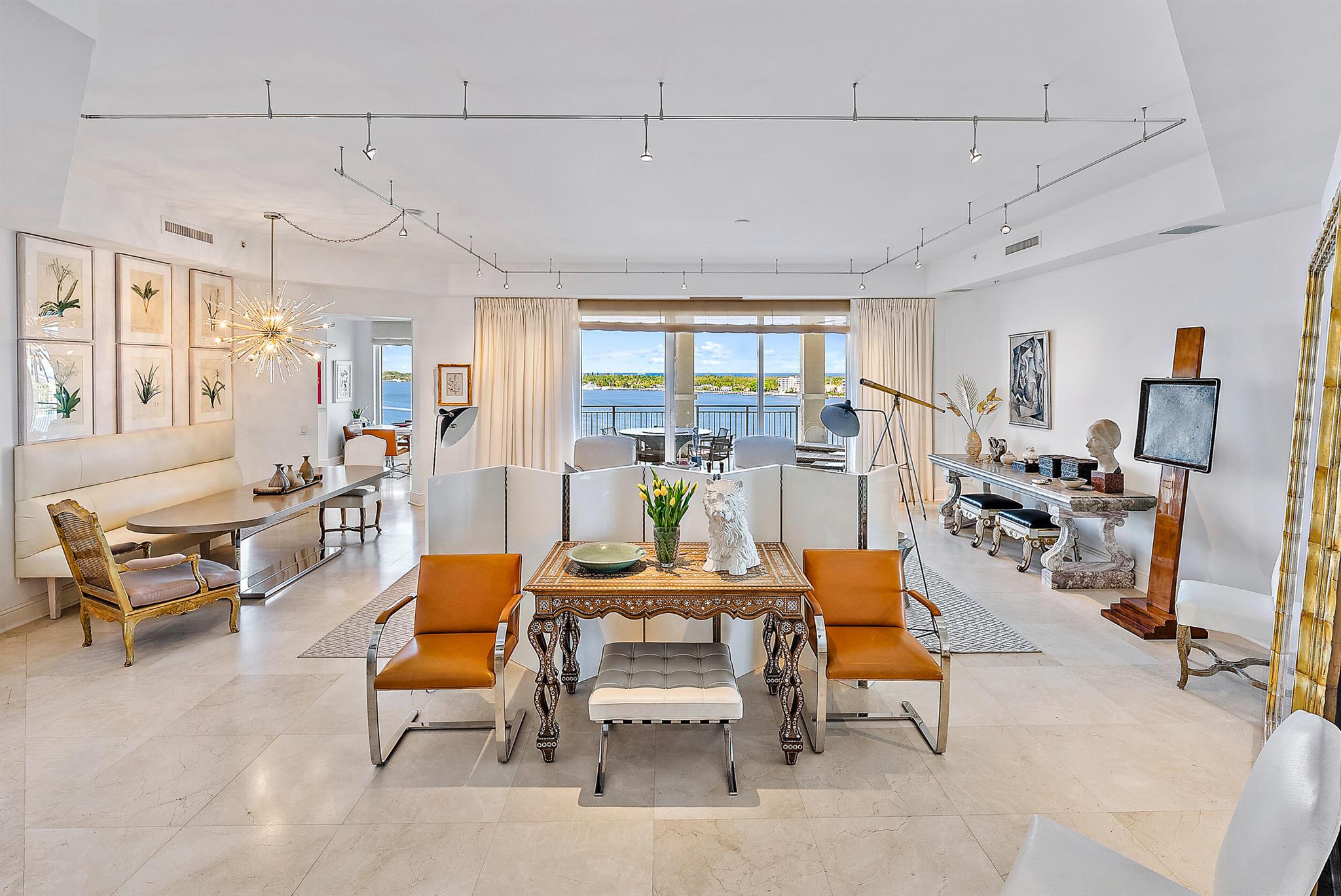 ONE WATERMARK PLACE OF THE PALM BEACHES - Residential