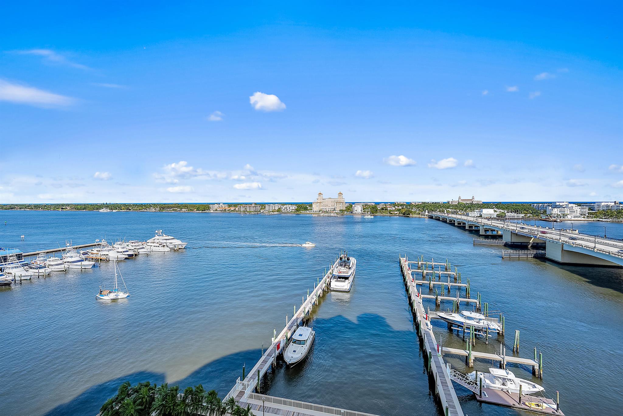 ONE WATERMARK PLACE OF THE PALM BEACHES - Residential