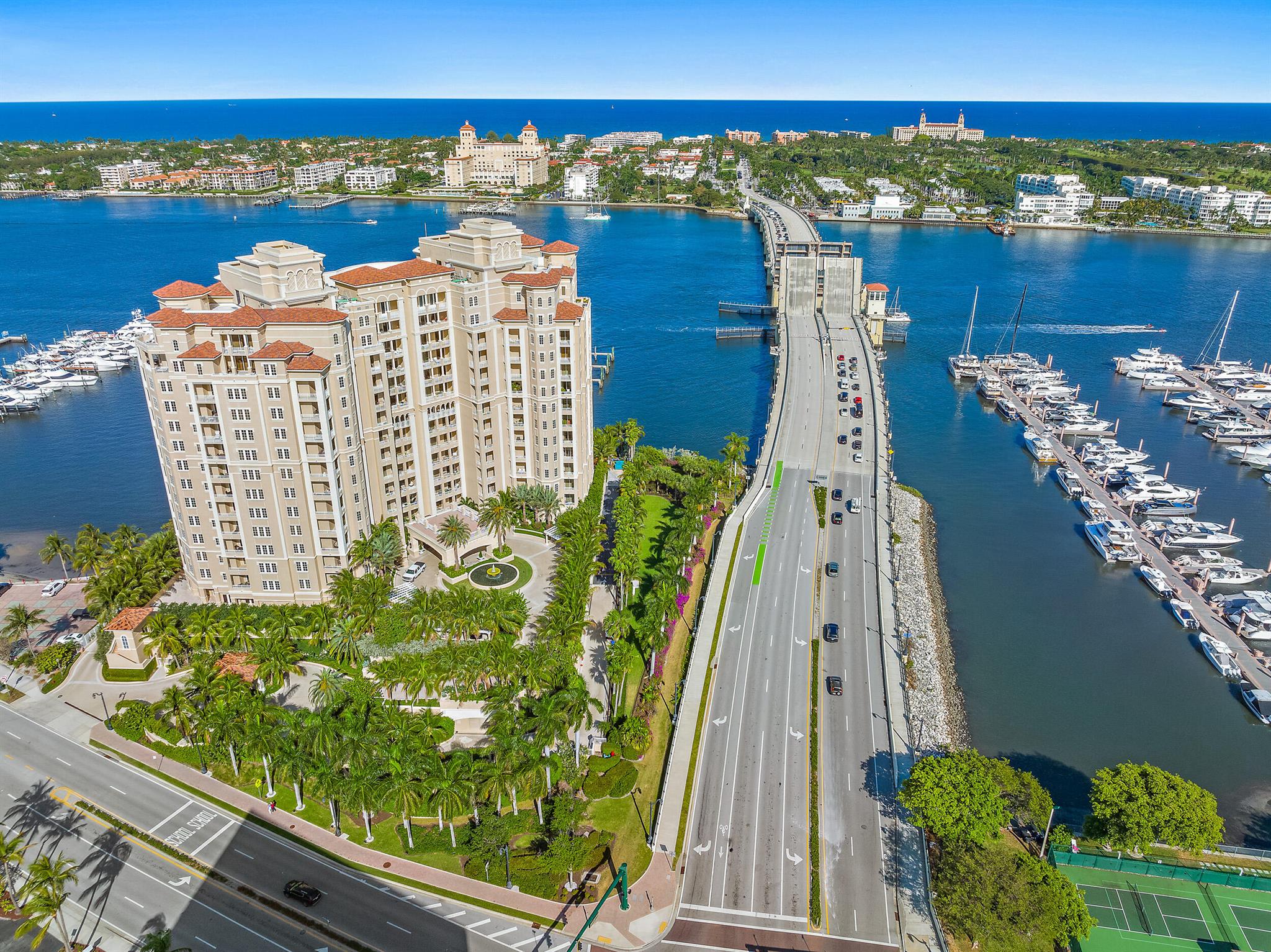 ONE WATERMARK PLACE OF THE PALM BEACHES - Residential