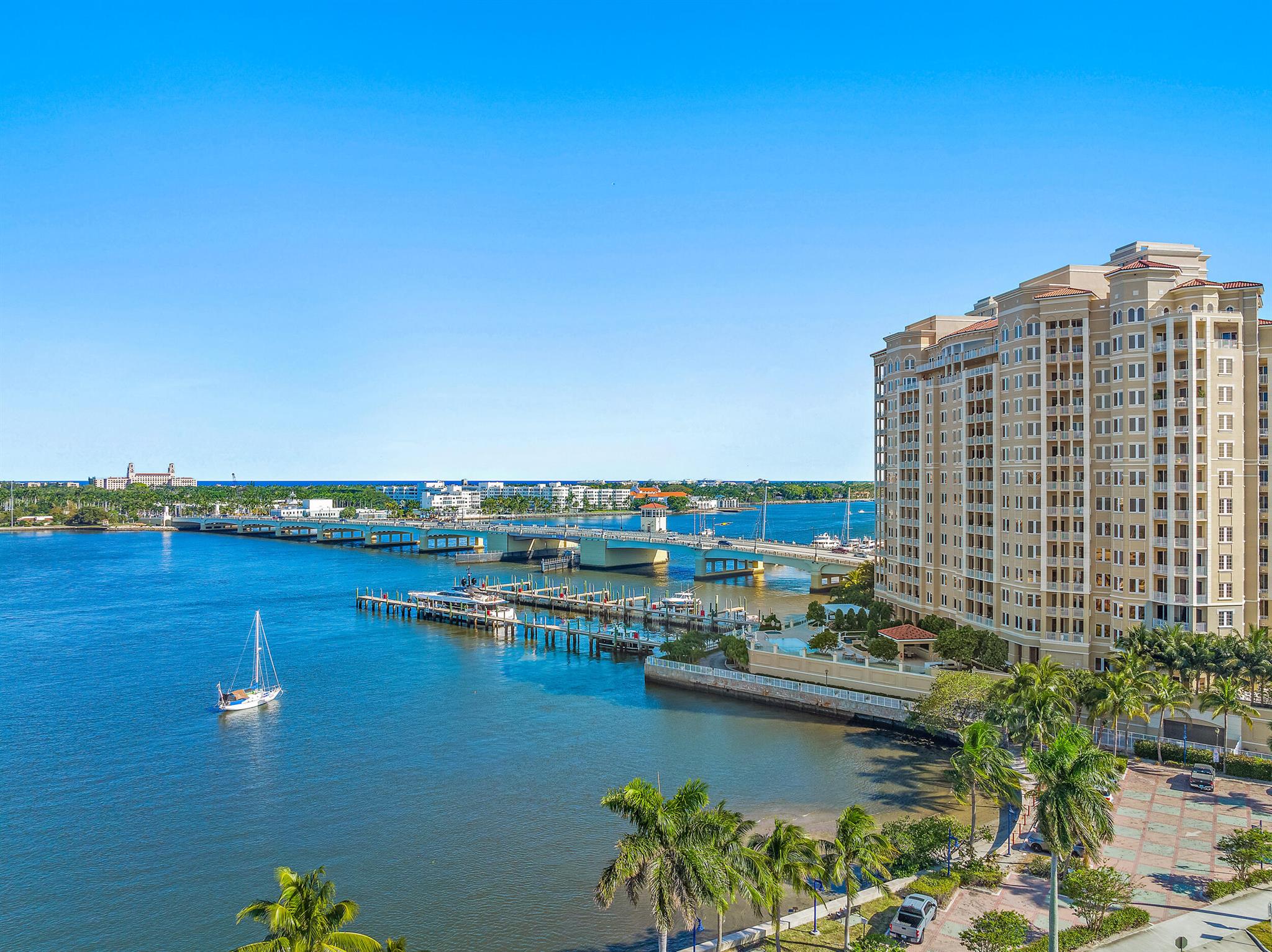 ONE WATERMARK PLACE OF THE PALM BEACHES - Residential