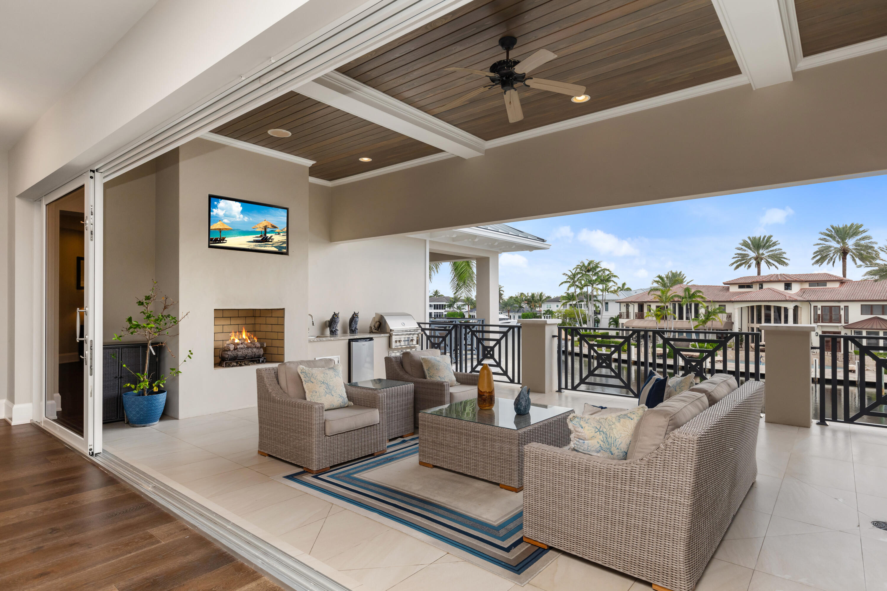 LIGHTHOUSE POINT 6TH SEC - Residential Lease