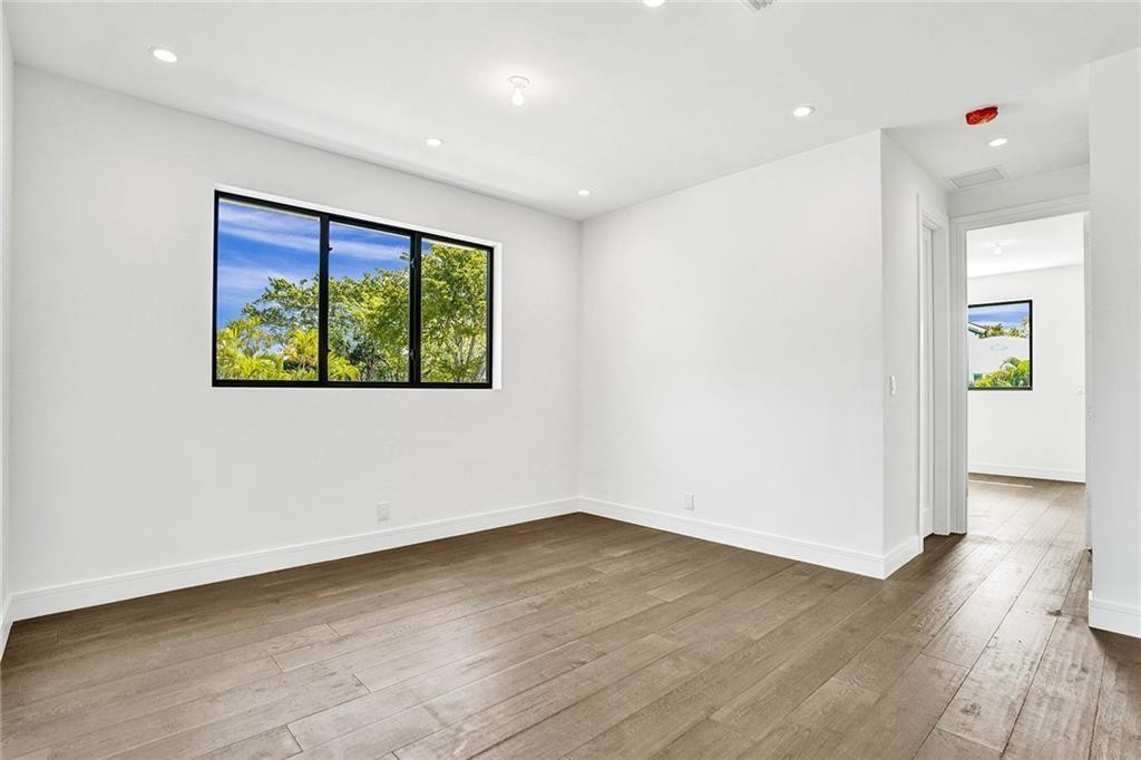 COLEE HAMMOCK - Residential Lease
