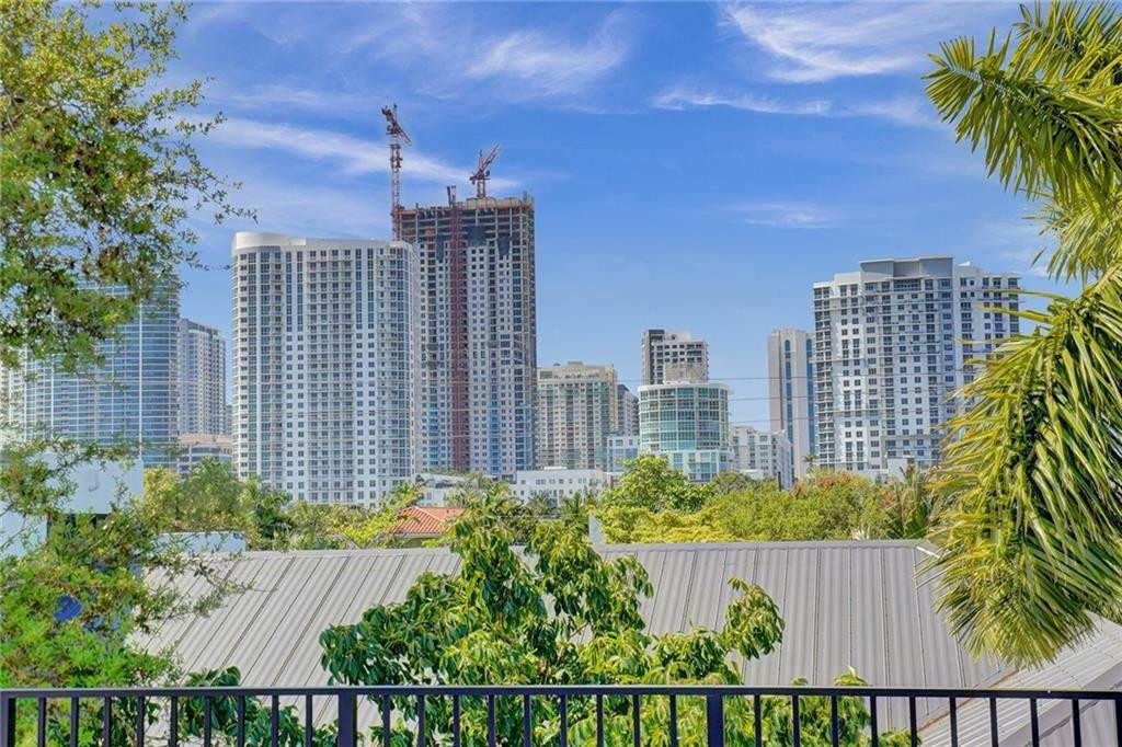 COLEE HAMMOCK - Residential Lease