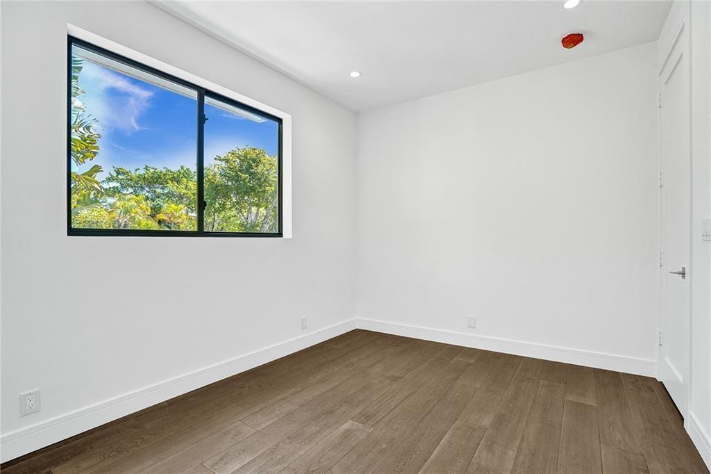 COLEE HAMMOCK - Residential Lease