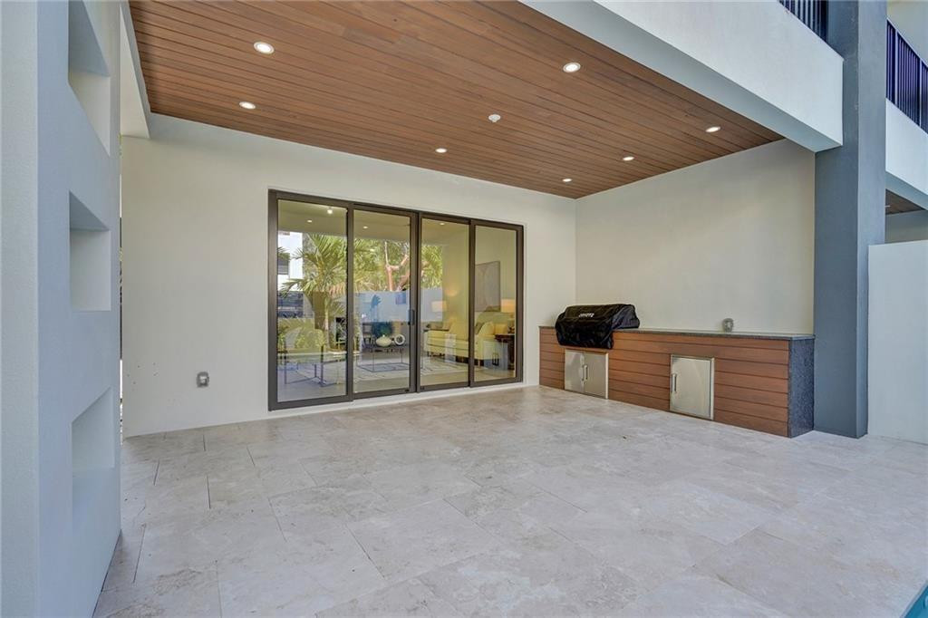 COLEE HAMMOCK - Residential Lease