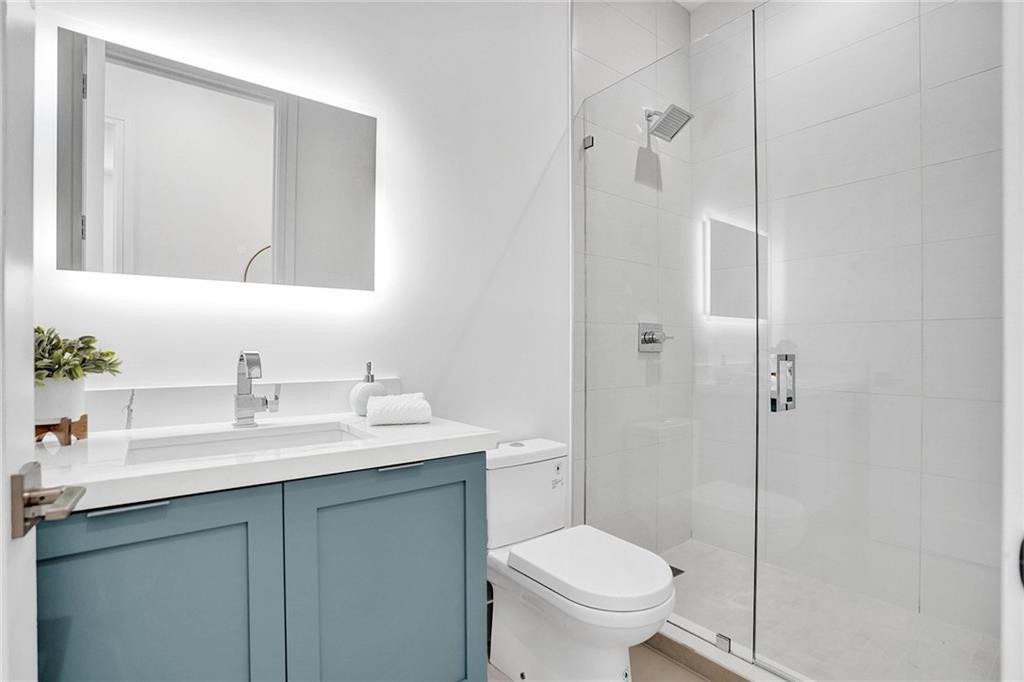 COLEE HAMMOCK - Residential Lease