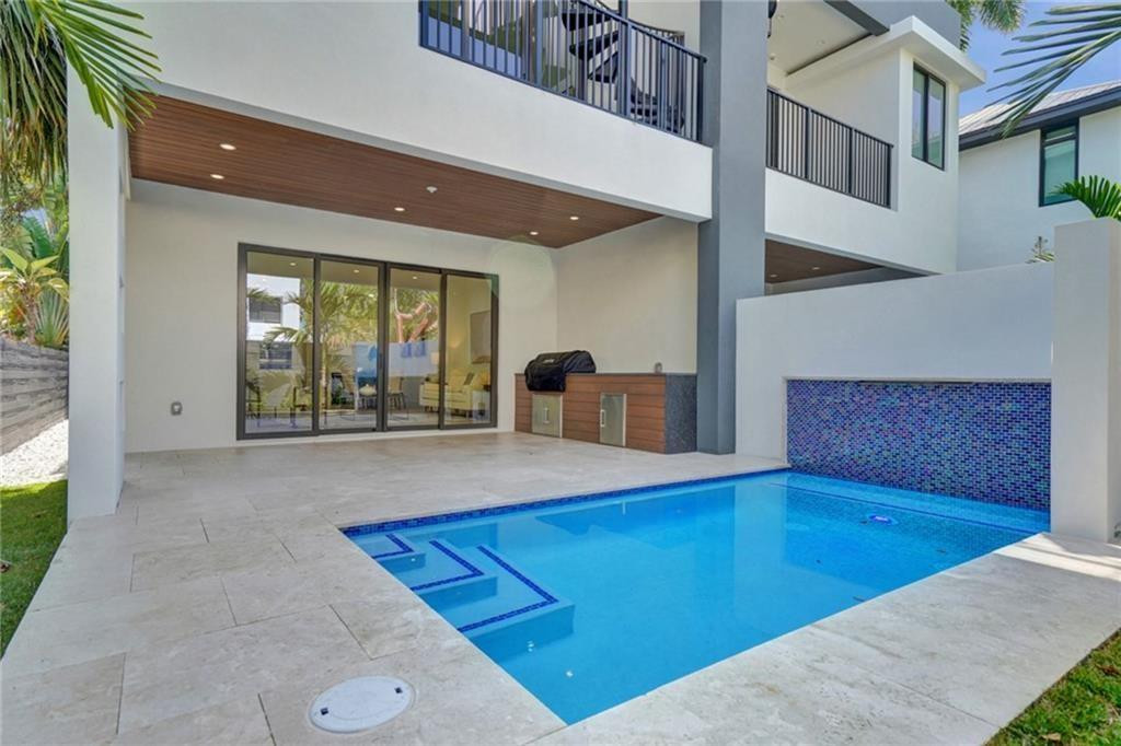 COLEE HAMMOCK - Residential Lease