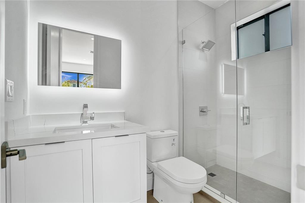 COLEE HAMMOCK - Residential Lease