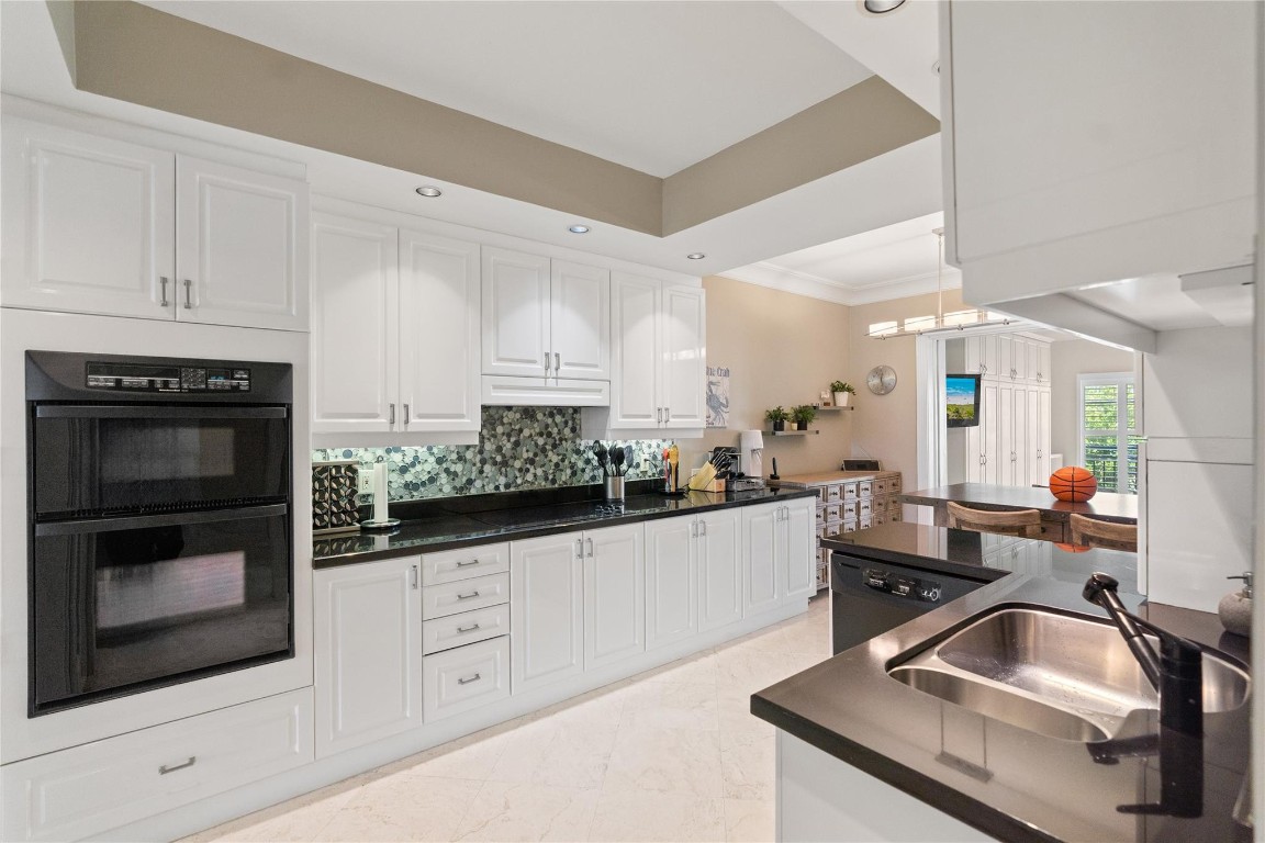 MEDITERRANEA CONDO - Residential