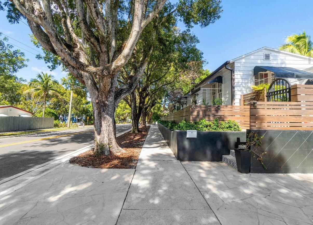 FLAMINGO PARK - Residential