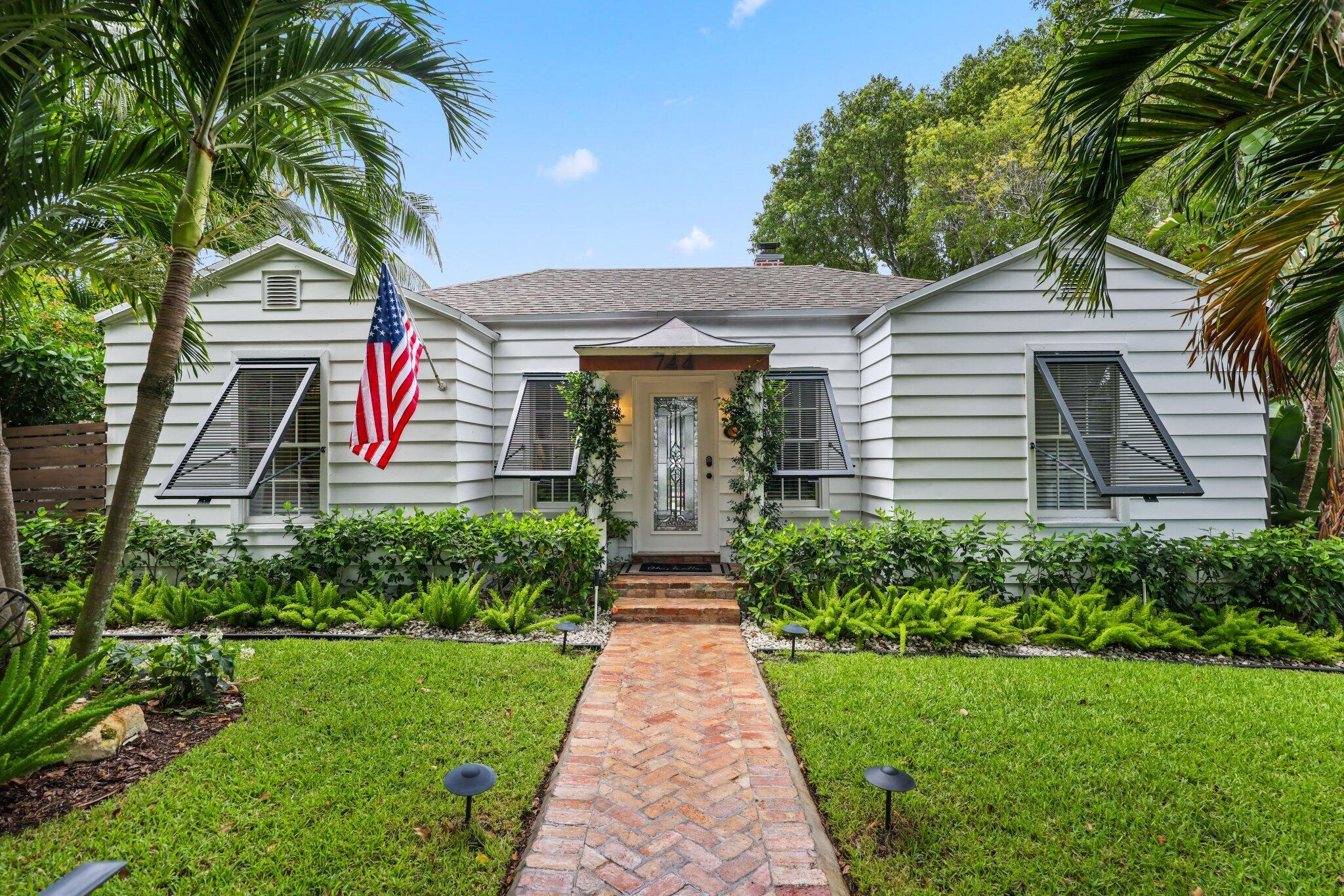 FLAMINGO PARK - Residential