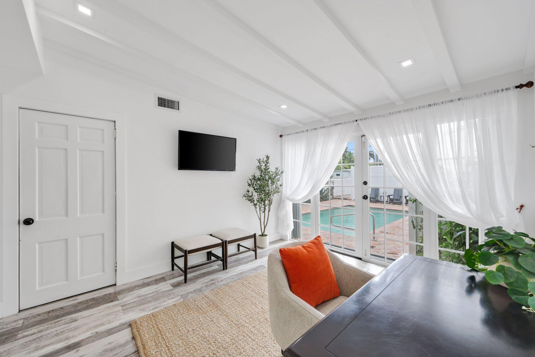 FLAMINGO PARK - Residential