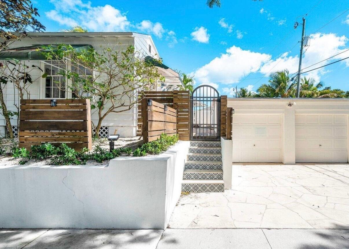FLAMINGO PARK - Residential