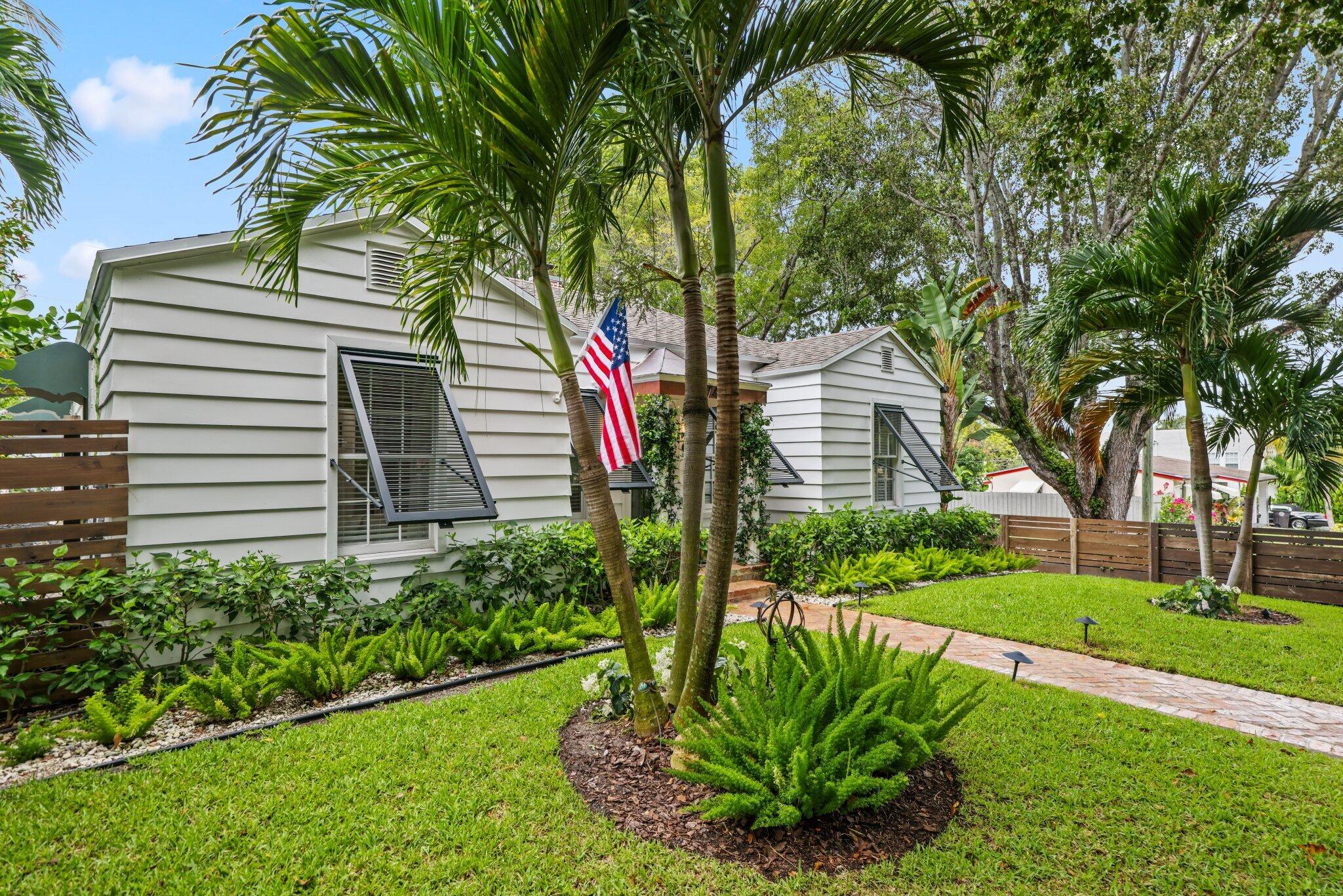 FLAMINGO PARK - Residential