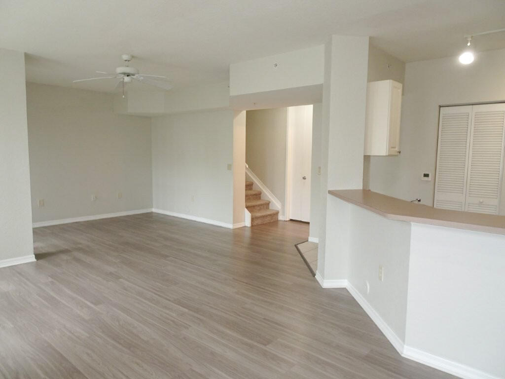 CYPRESS POINTE AT CORAL SPRINGS - Residential